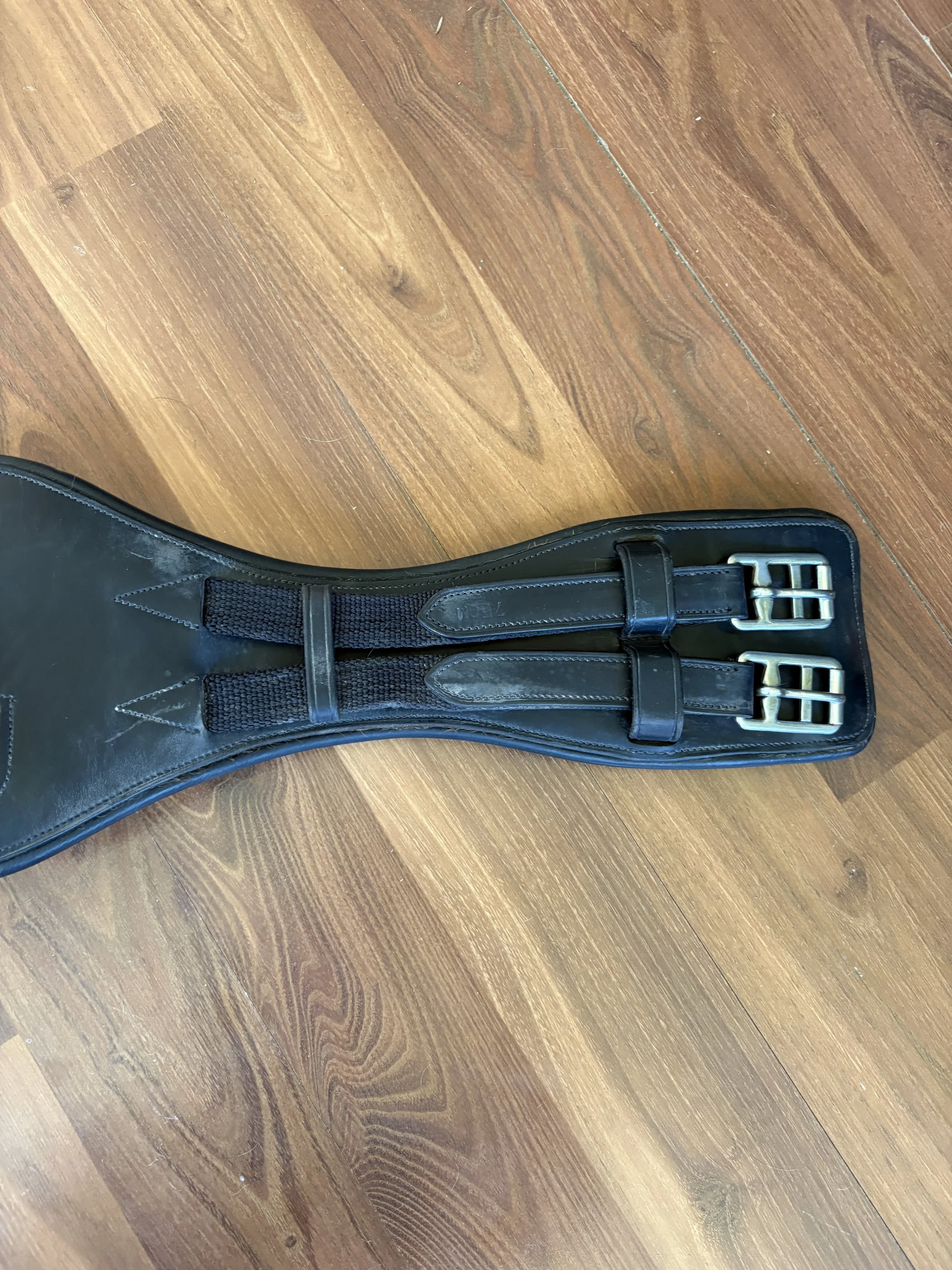 Equipe Stud Dressage Girth 28"