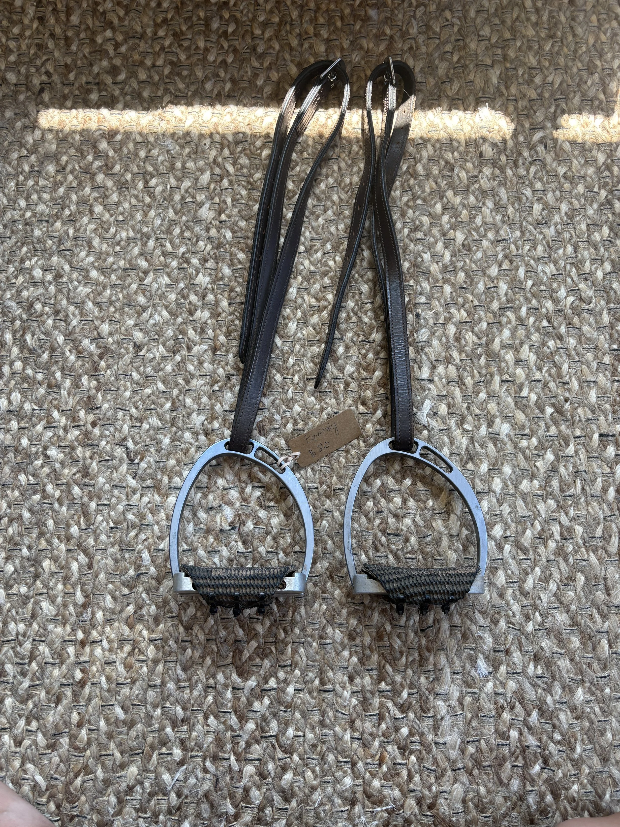 Equitaly Stirrups & Leathers
