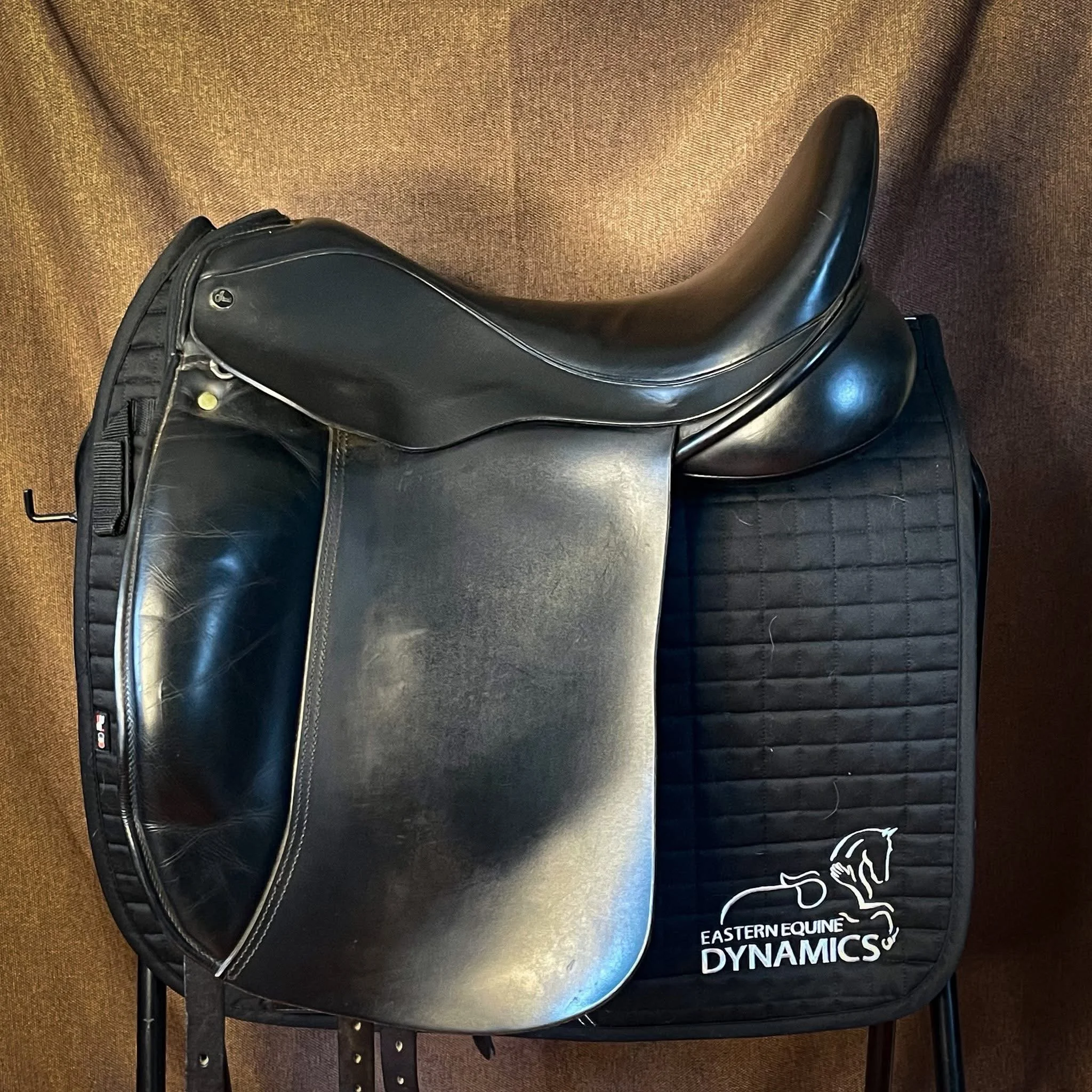 Ideal Tonisha Supreme Dressage Saddle 18"