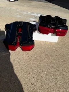 Lower Rocker box Illusion Cherry
Upper Rocker Box Gloss Black