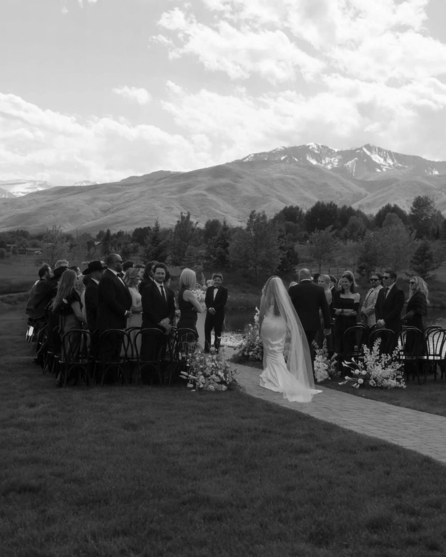 summertime weddings at the ranch 🌾