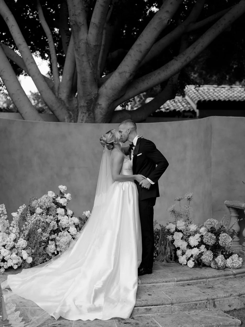Scottsdale-Arizona-RoyalPalms-Wedding-Brian+Amanda-SajePhotography-80.jpg