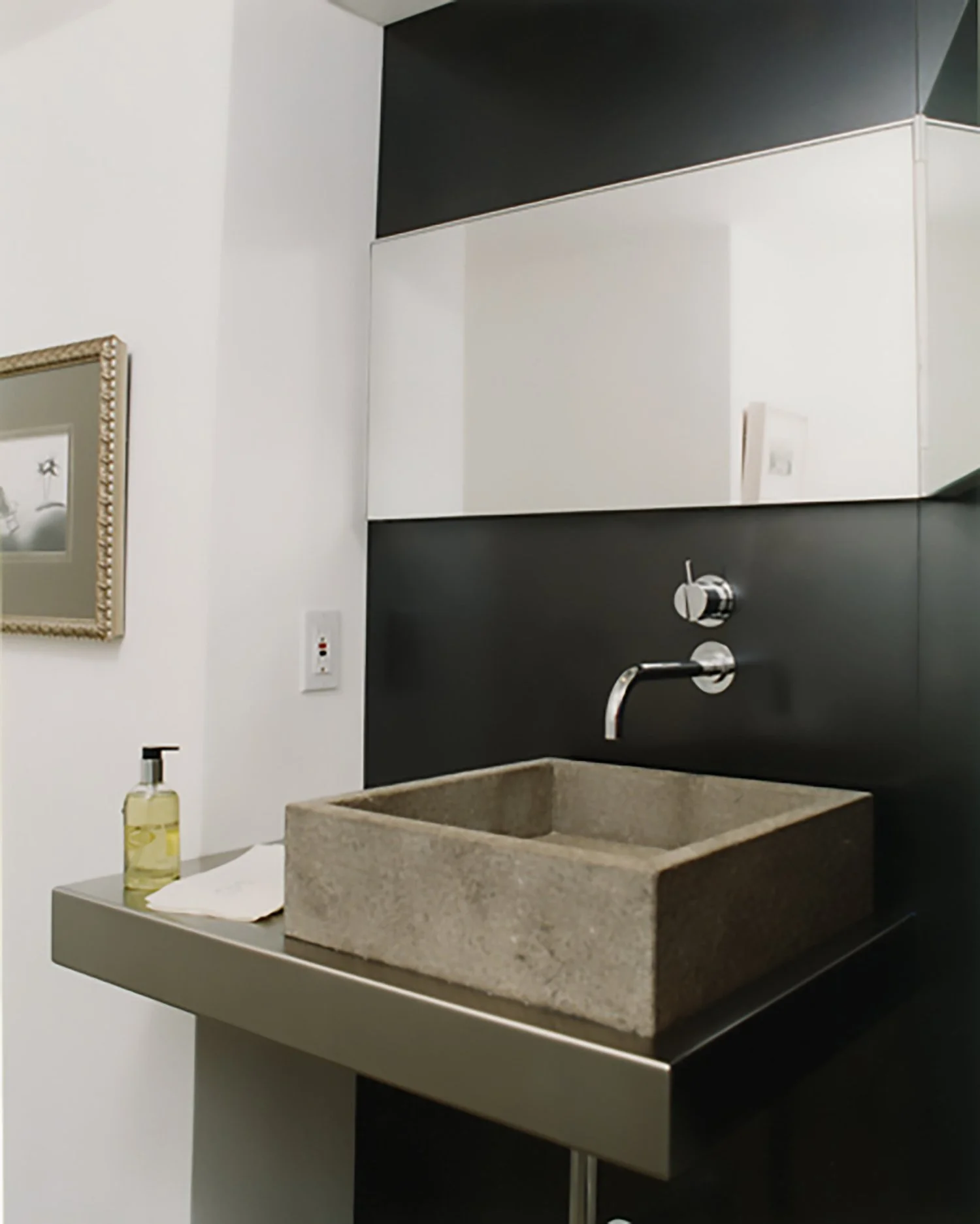 Powder-Bathroom.jpeg