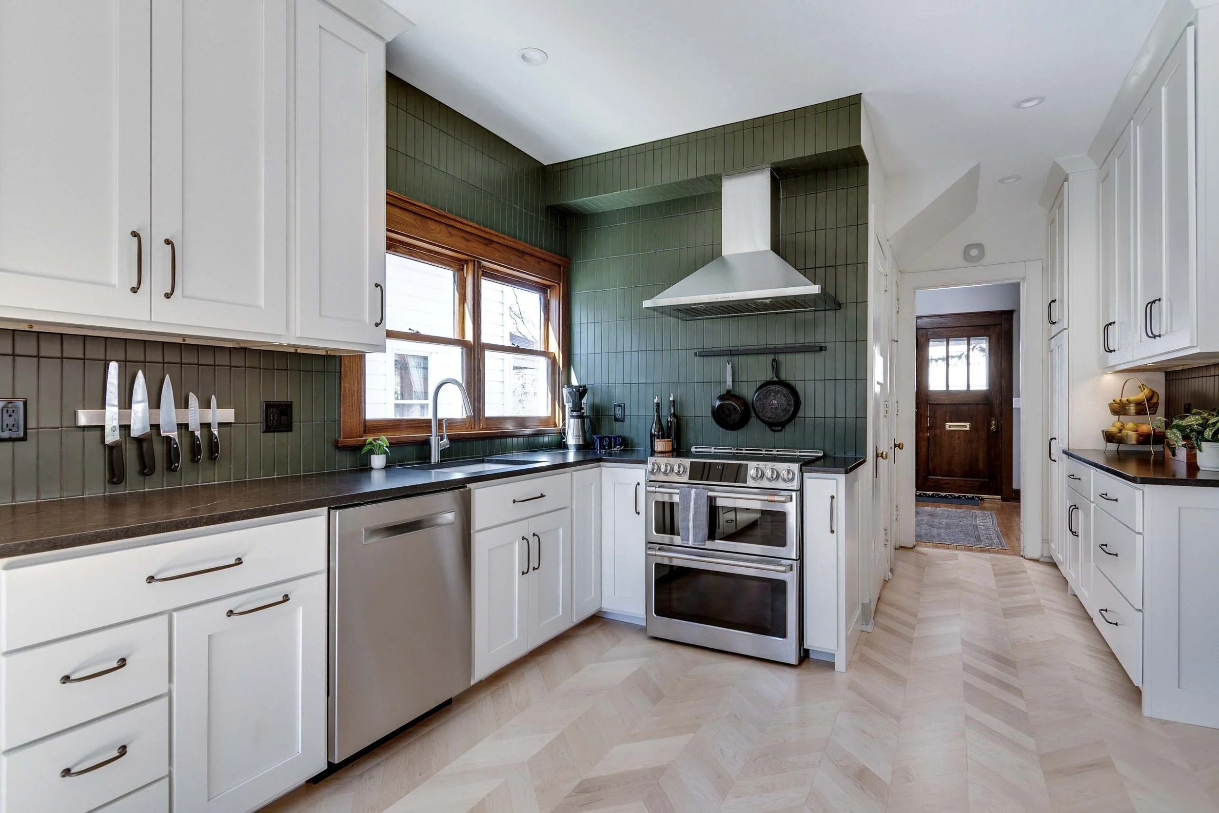 root-down-remodeling-kitchen-custom-millwork-cabinetry-hardwood-floor.jpg