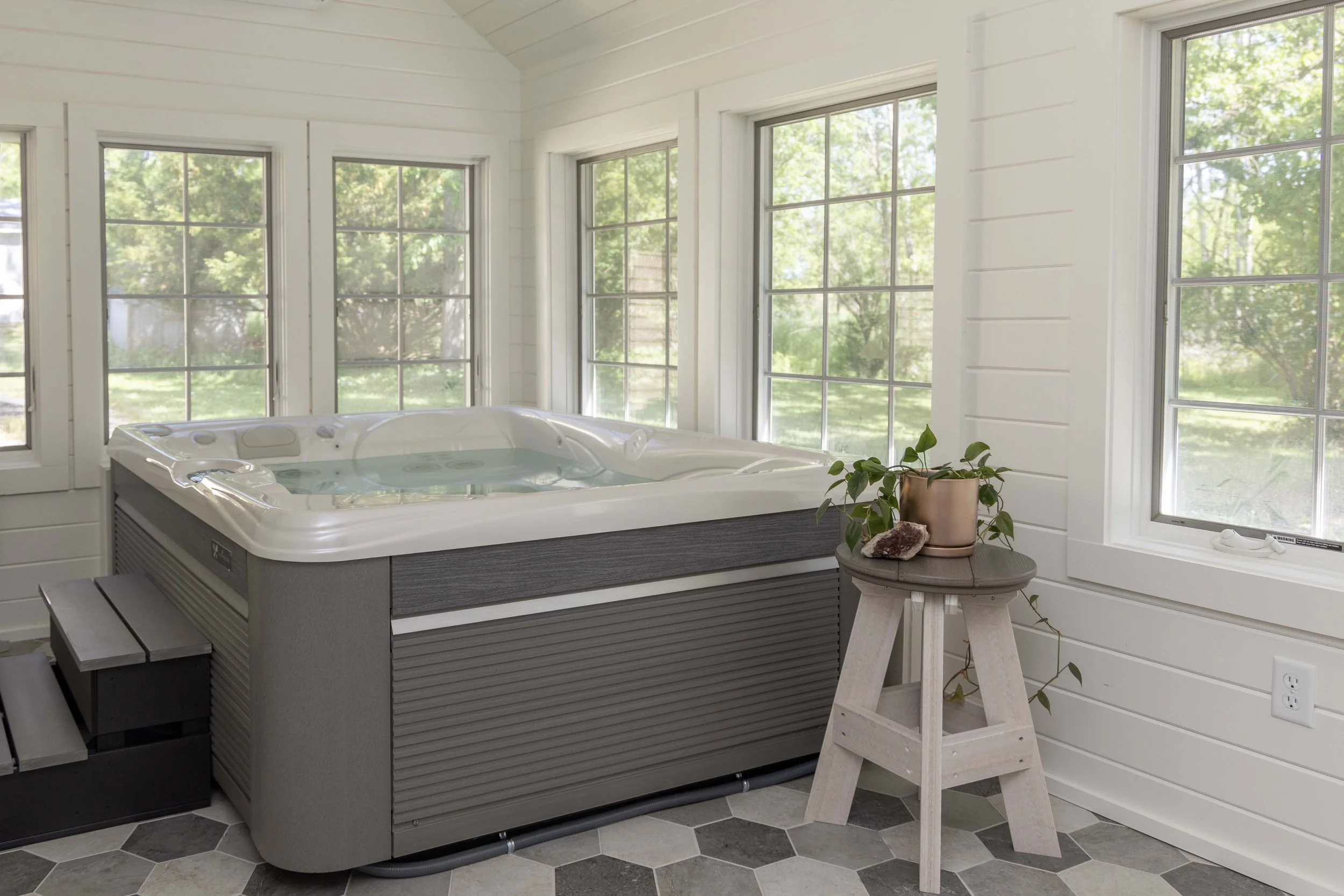 root-down-remodeling-white-wall-ceiling-paneling.jpg