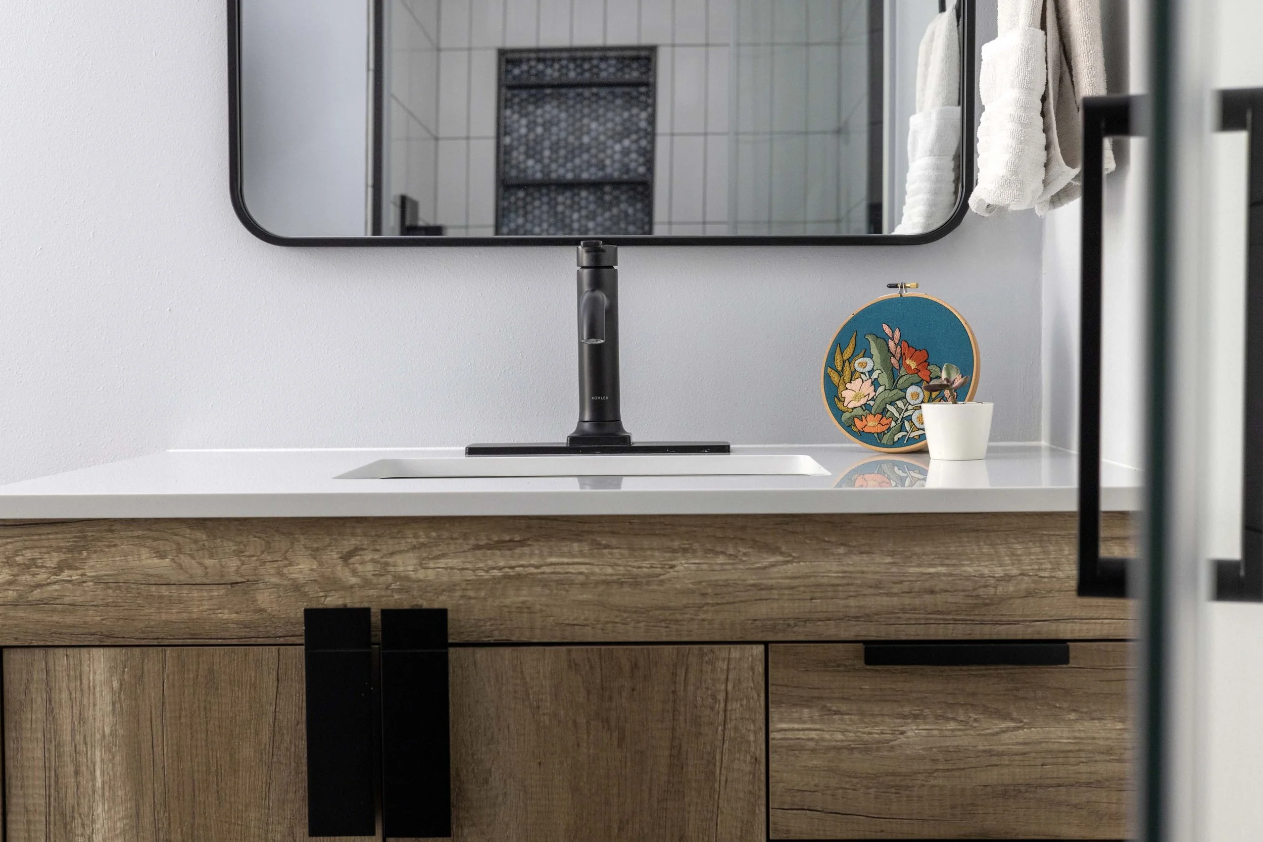 root-down-remodeling-bathroom-vanity2monona-wisconsin.jpg