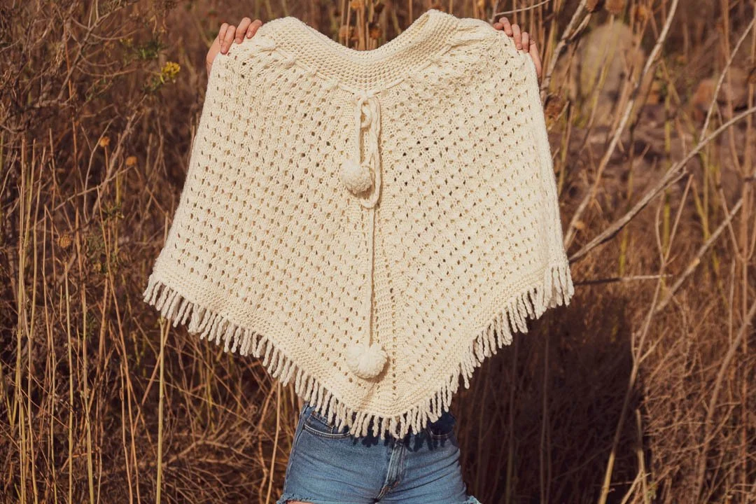 Capa mañanita "Brisa de Luna Blanca"