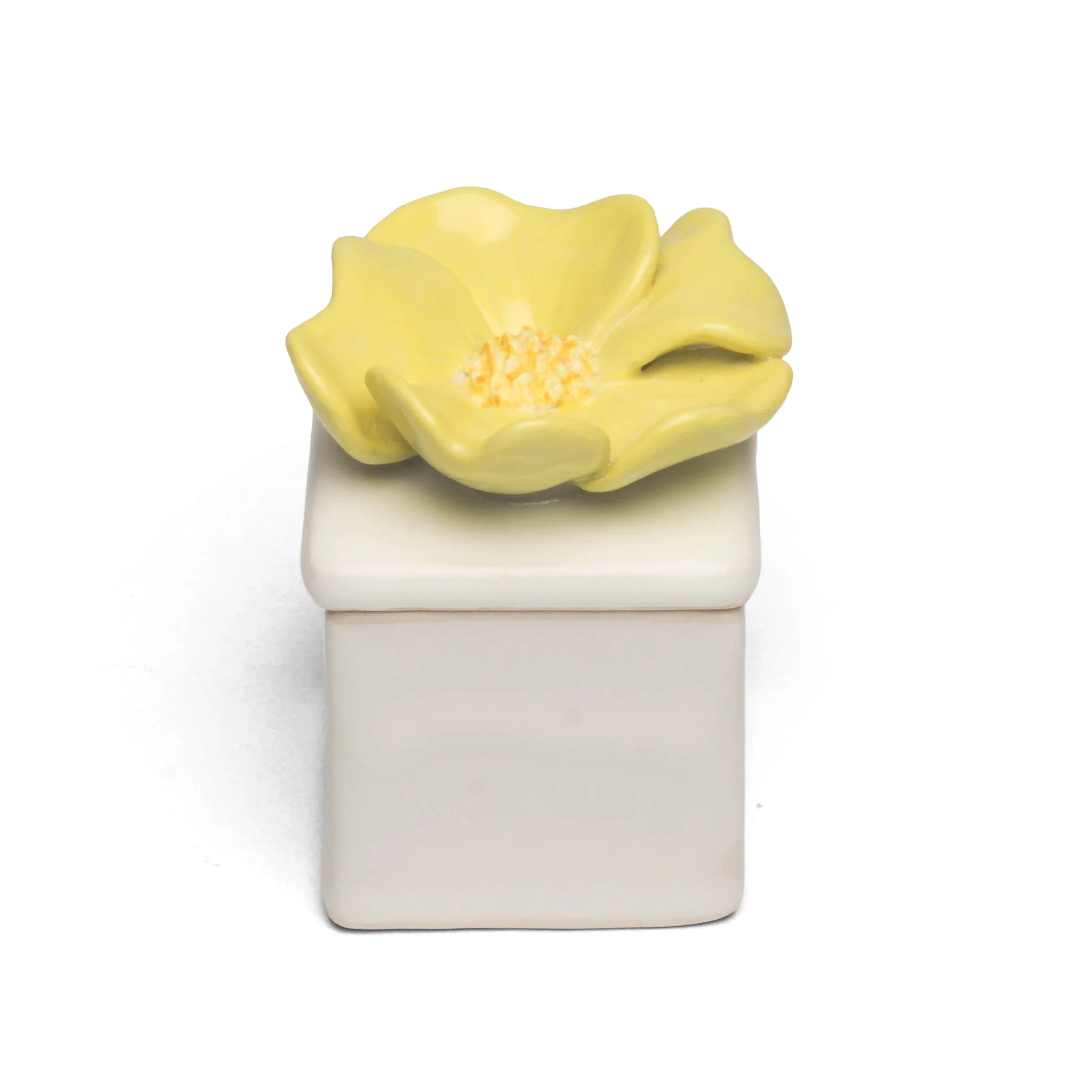 box-yellow-flower-2.jpg