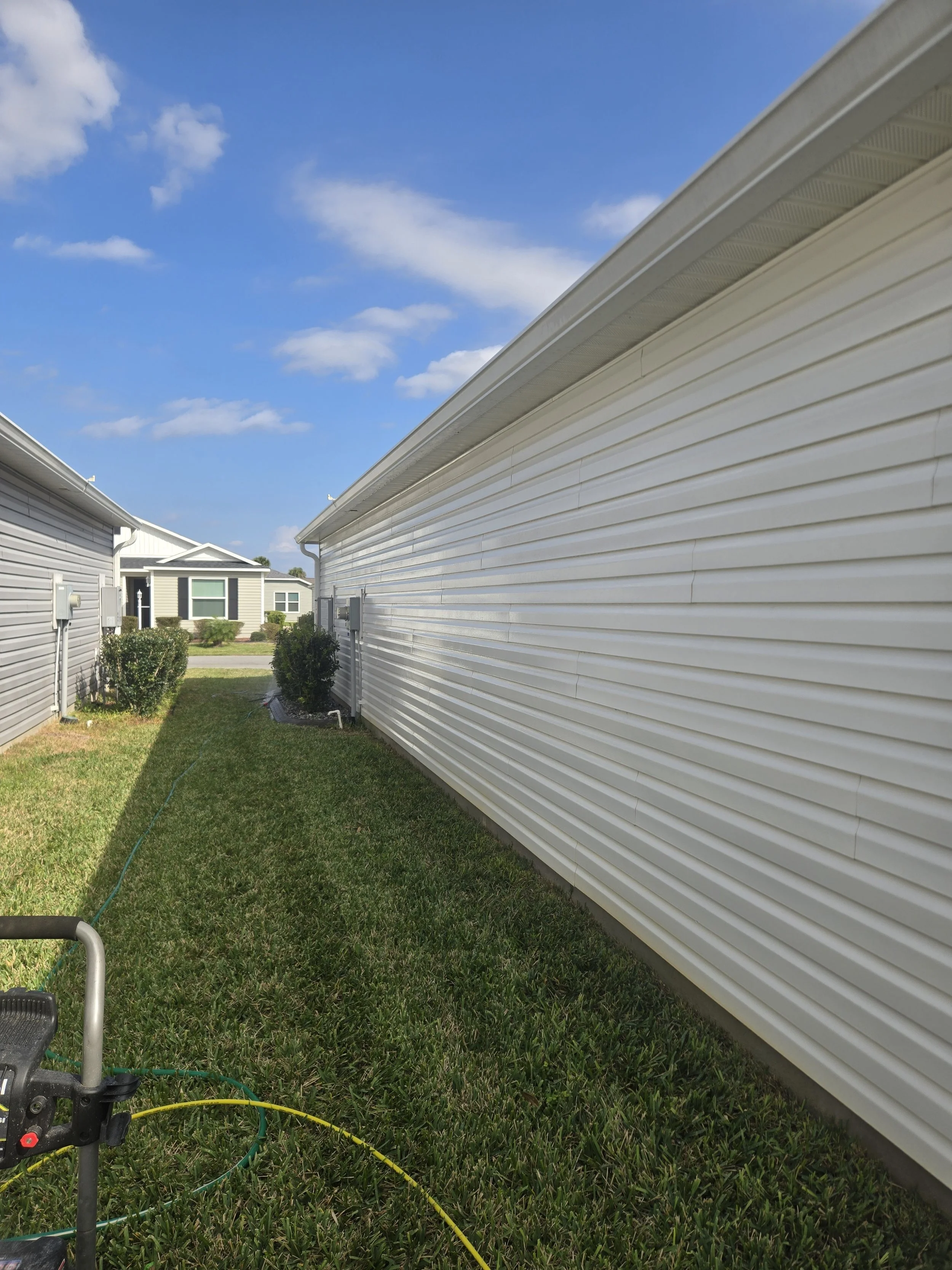 Premium Eco-Friendly House Washing Service