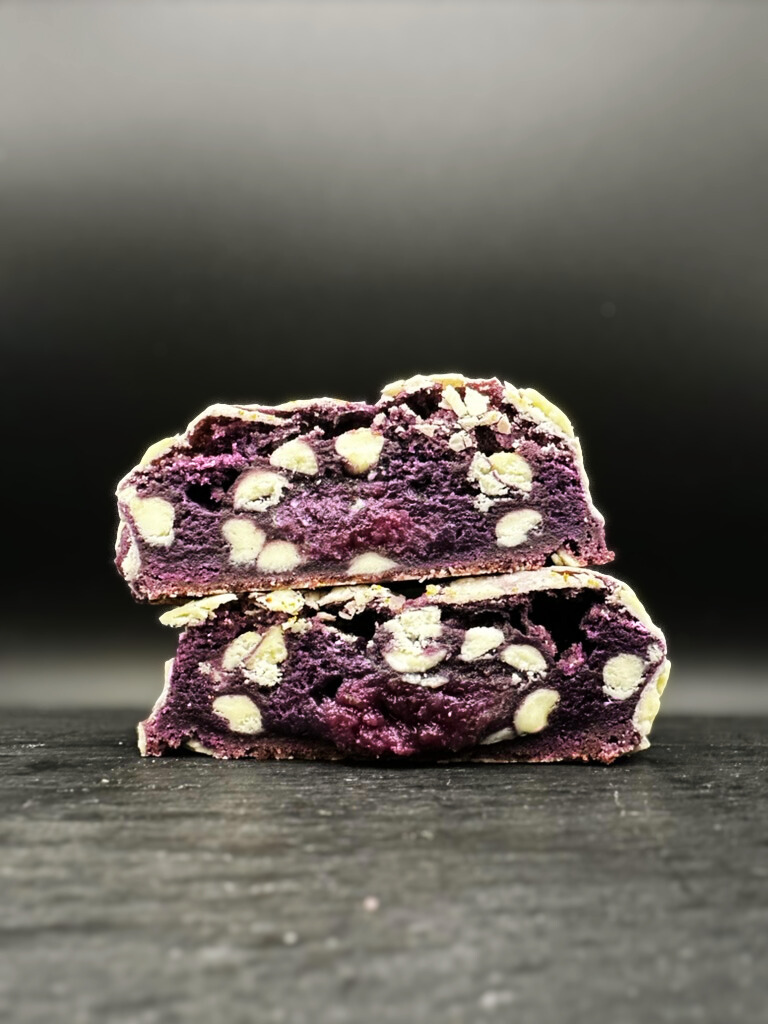 12_Ube Cut Front .png