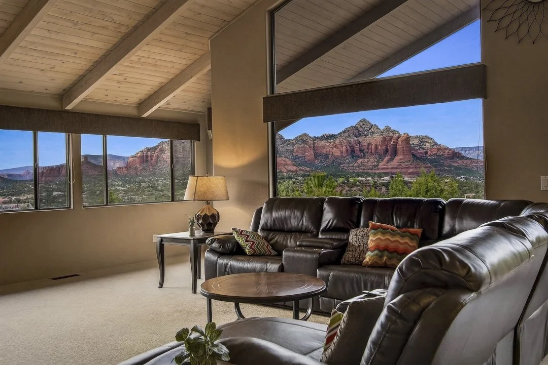 sedona-west-sedona-short-term-rental-living-room-3080.jpg