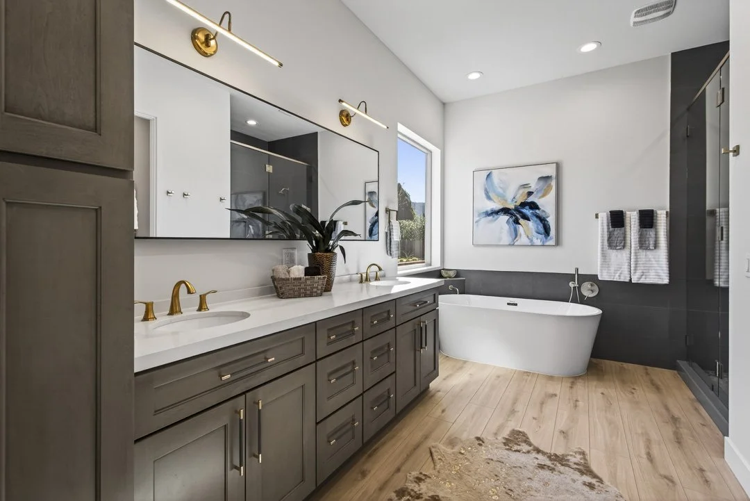 sedona-village-of-oak-creek-custom-home-bathroom-8102.jpg