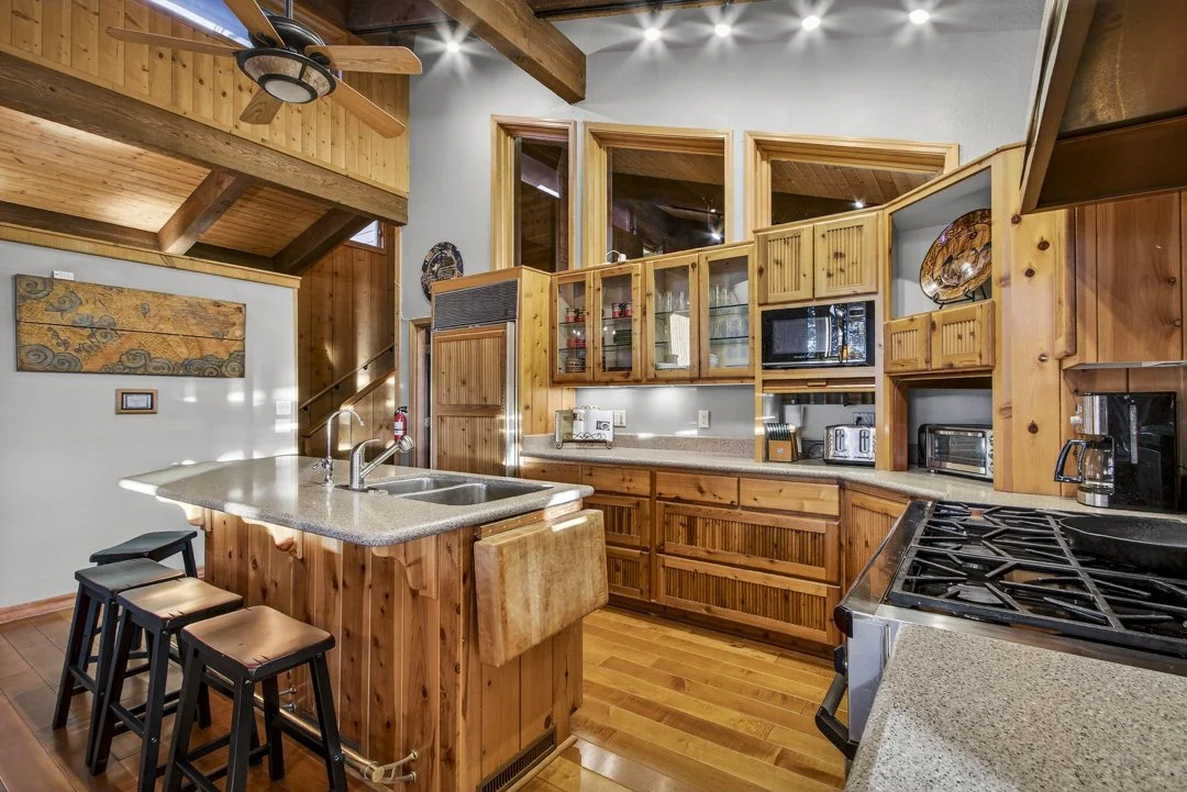 sedona-west-sedona-short-term-rental-kitchen-9622.jpg