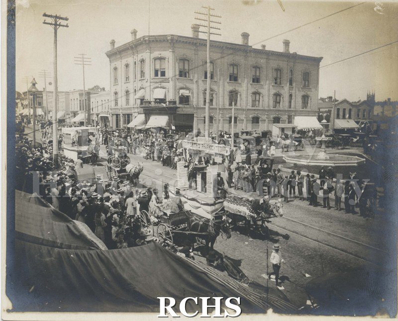 1966604-9f0430e3e6f7c319ca01b37f.jpg