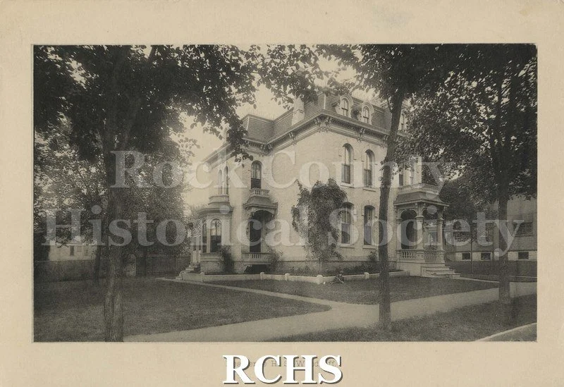 FIC20195844-8db482373816036239f1e990.jpg