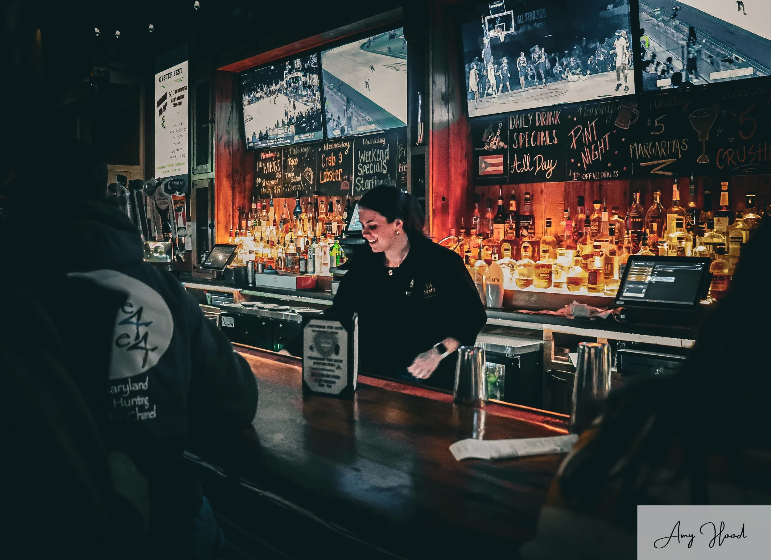 BAR TENDER SMILING NEW VERSION_02_13_26.jpg