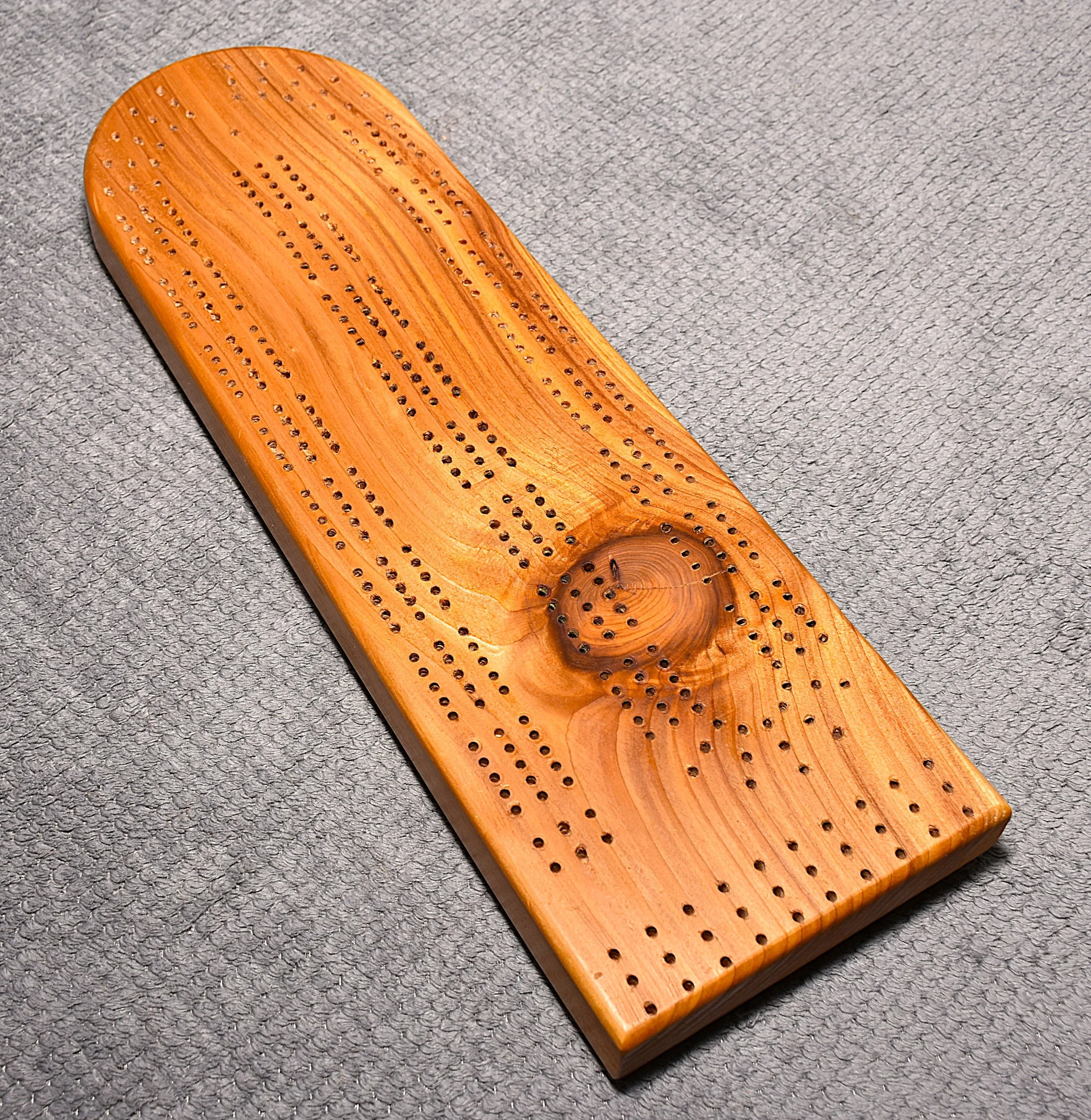 3 Player Cribbage Board w/Game Scoring