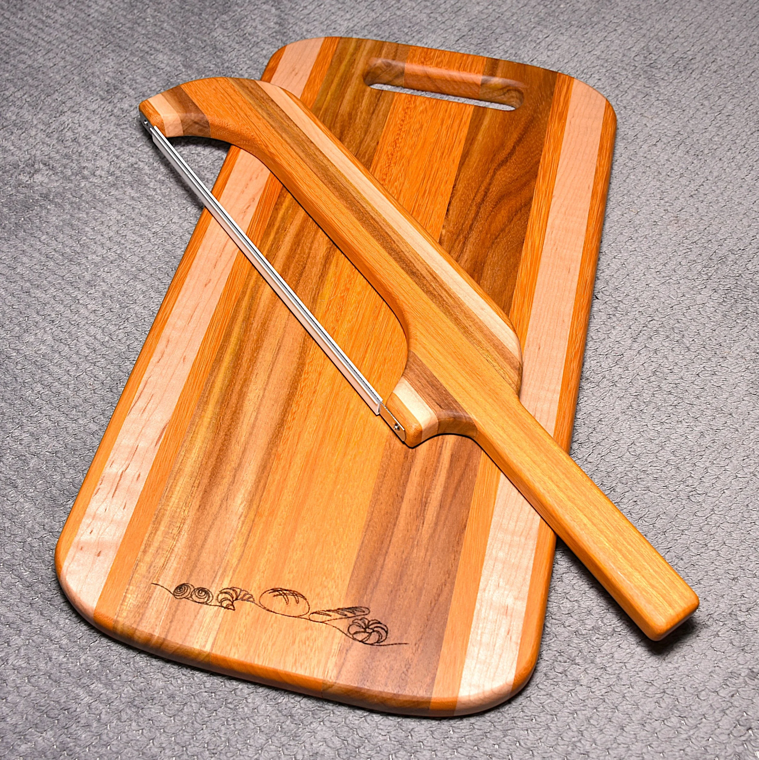 Bread Board w/Matching Bread Knife