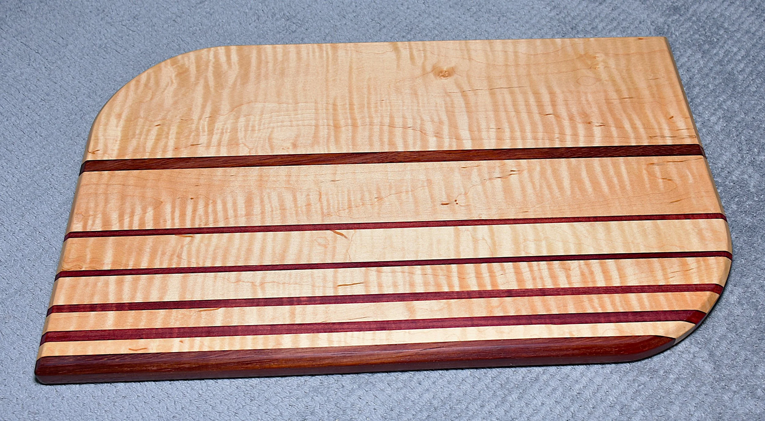 Charcuterie Board w/Offset Curve