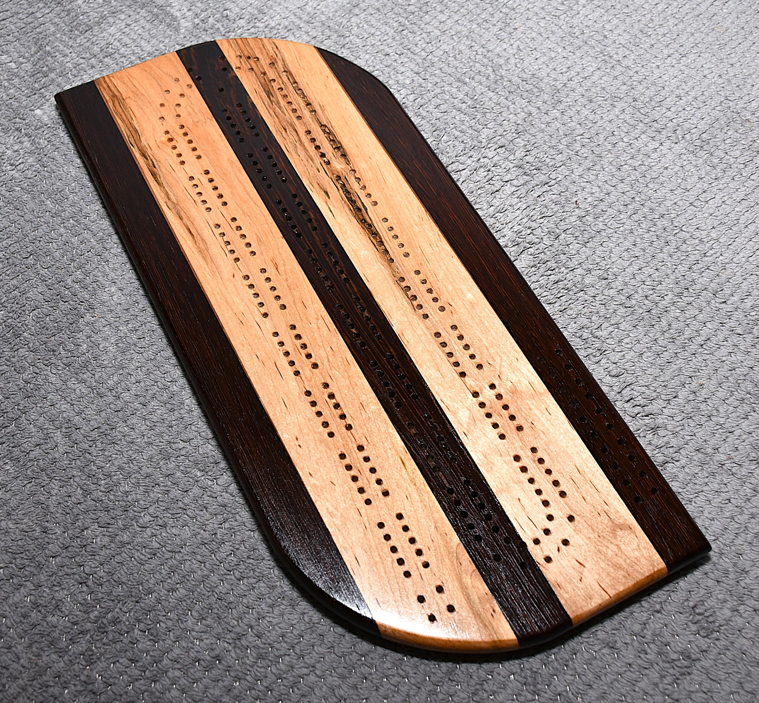 2 Player Cribbage Board w/Game Scoring