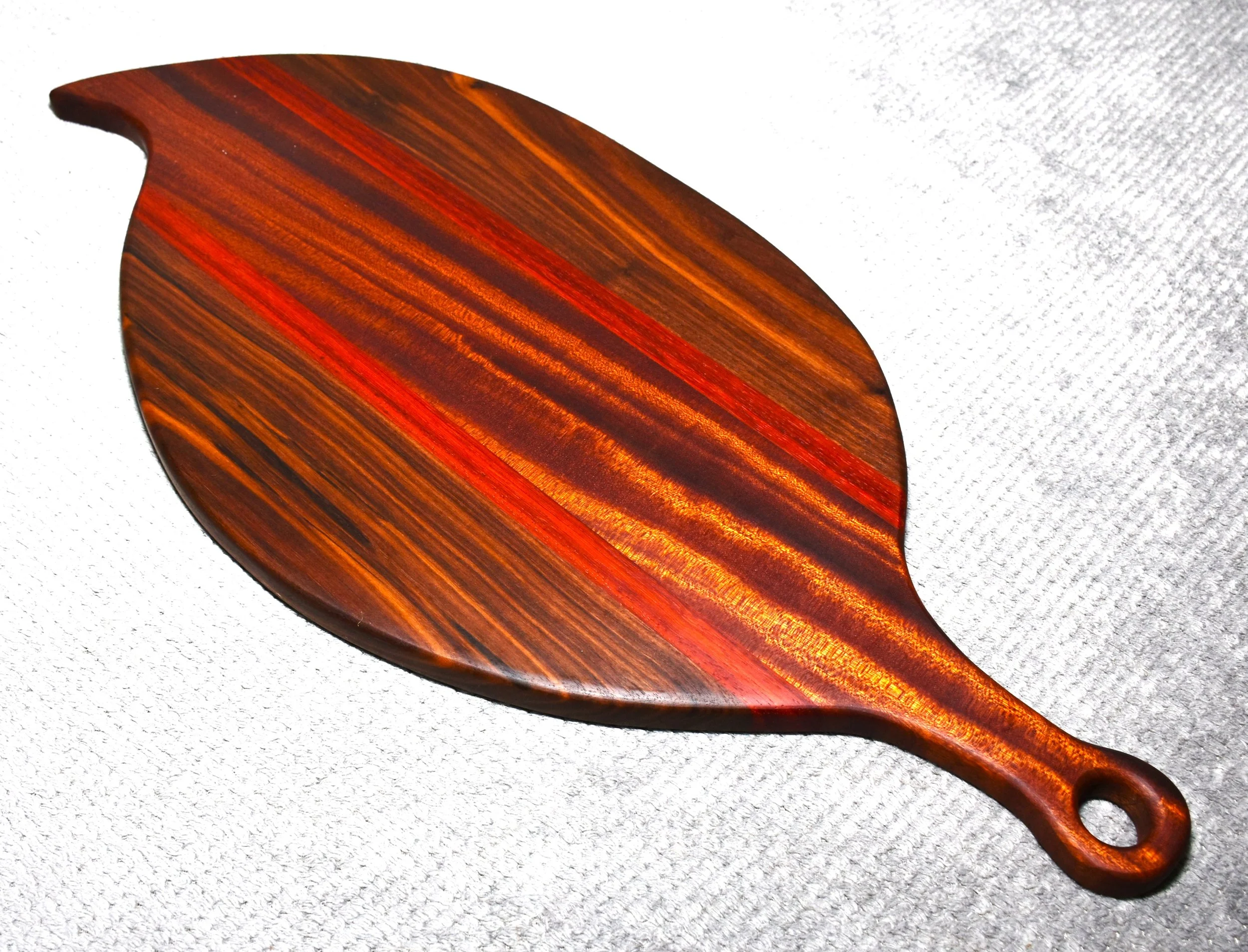 Charcuterie Board (Abstract Leaf)