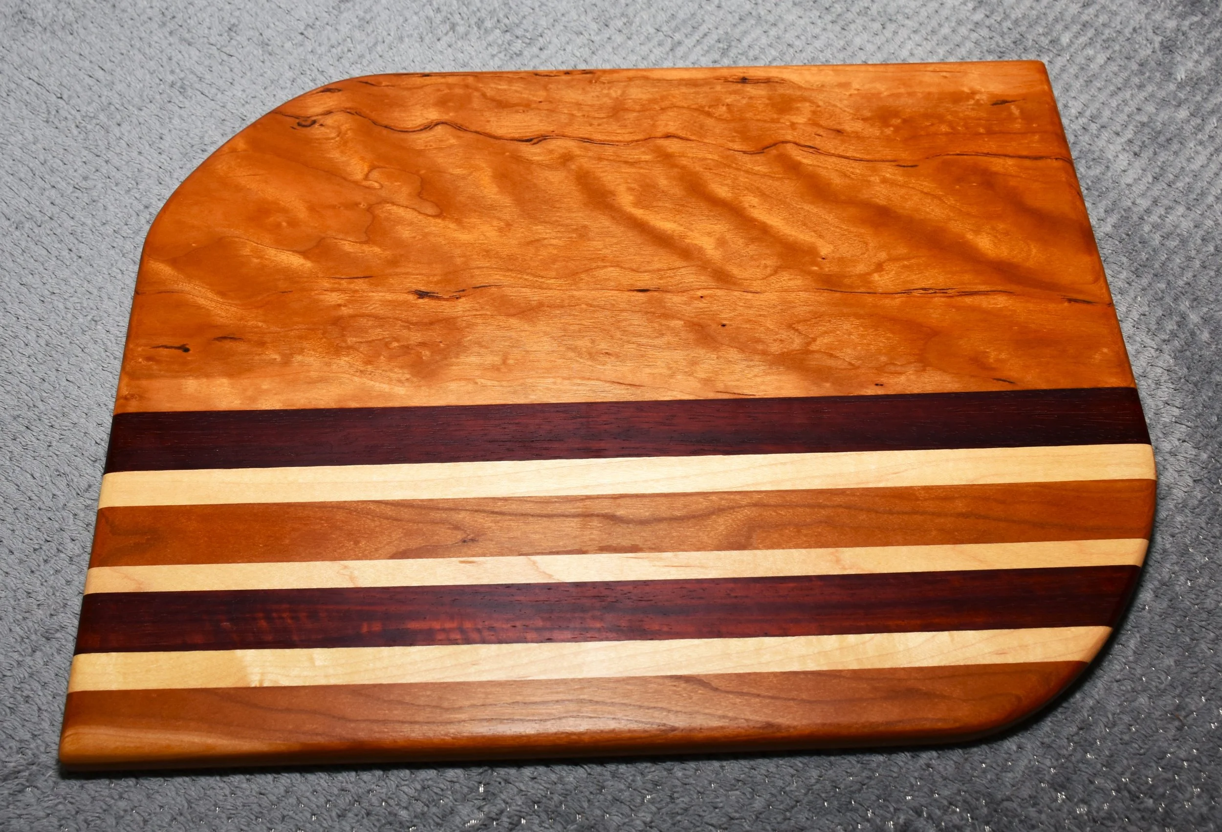 Charcuterie Board w/Offset Curve