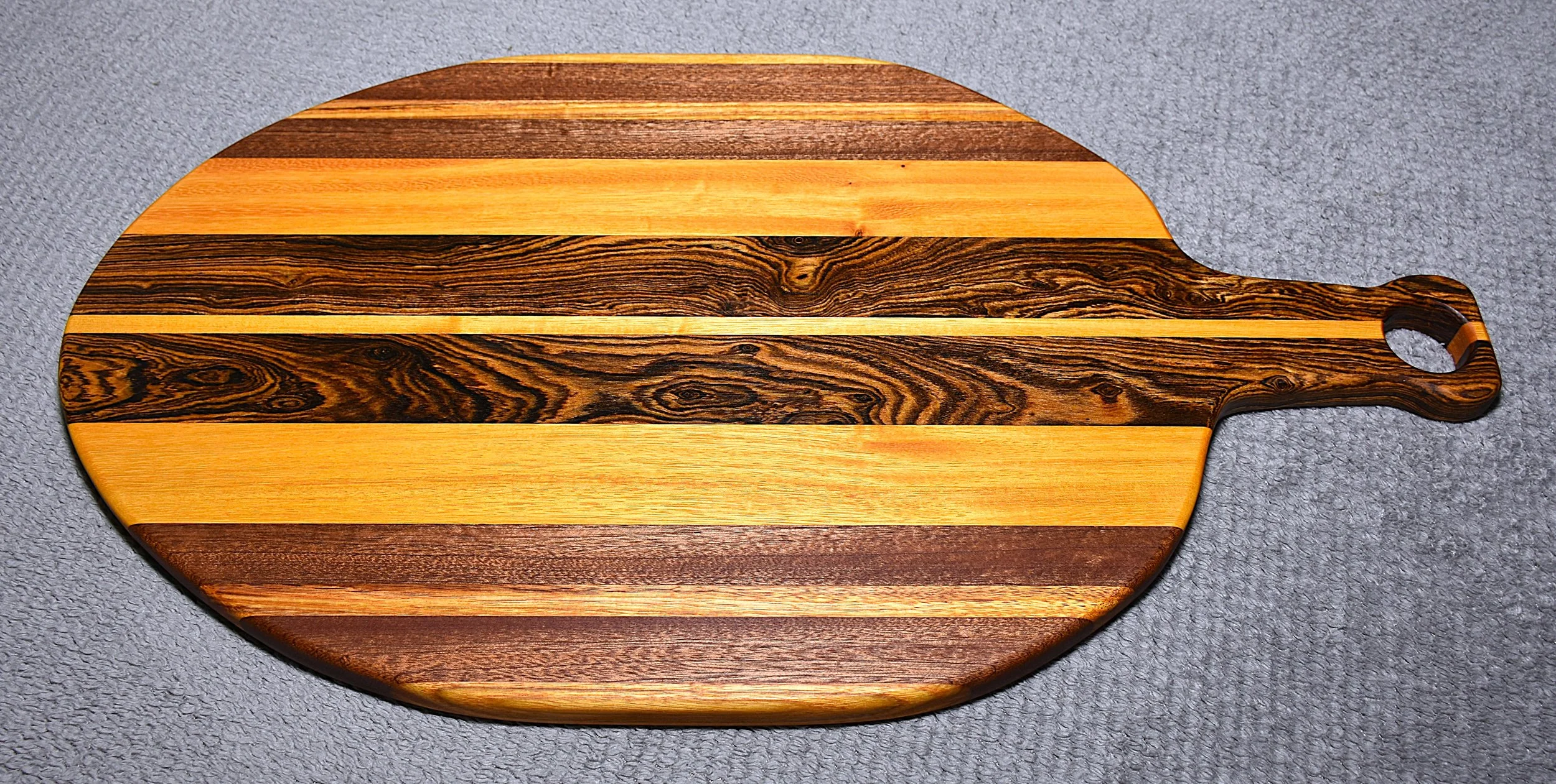 Charcuterie Board w/Handle (Large)