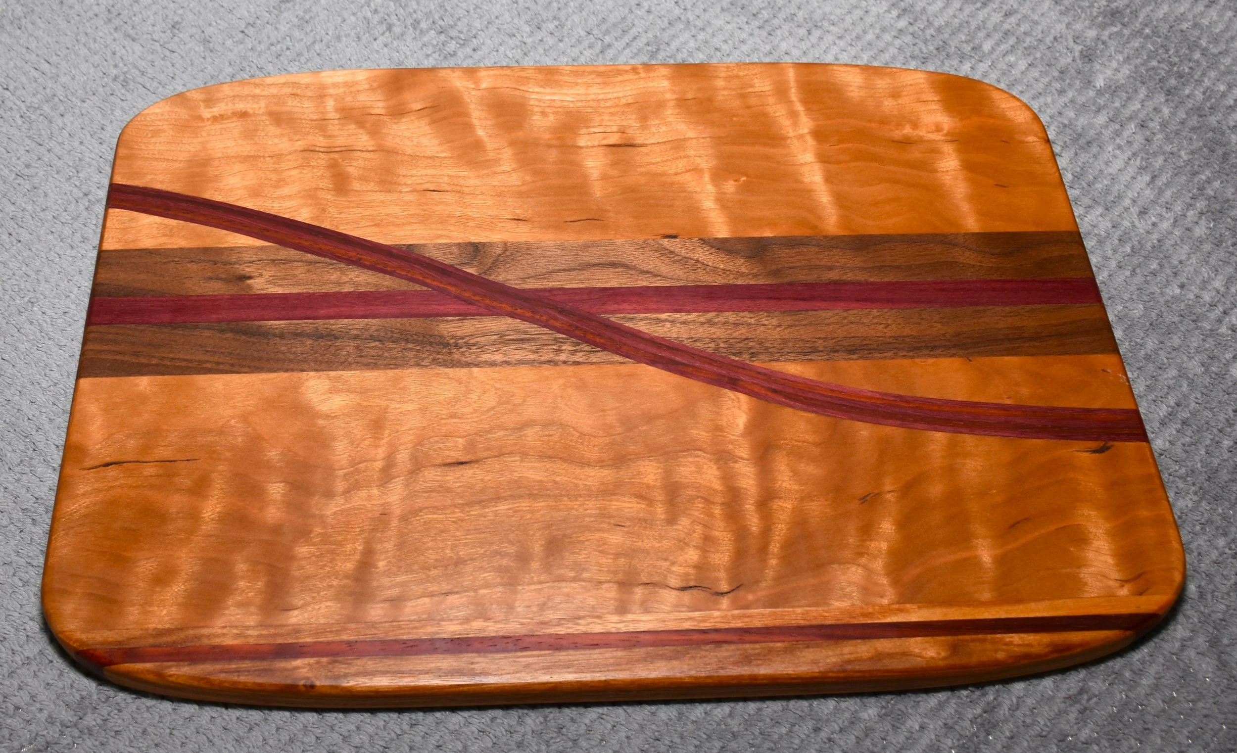 Charcuterie Board w/Curved Inlay