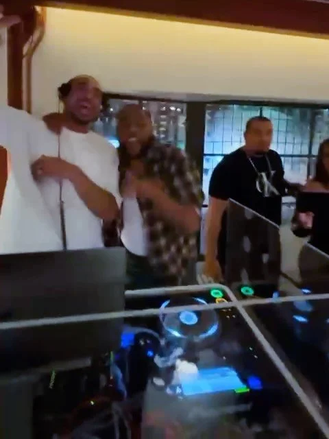 &ldquo;I said vibes don&rsquo;t lie&hellip; &ldquo; ✨✌🏾