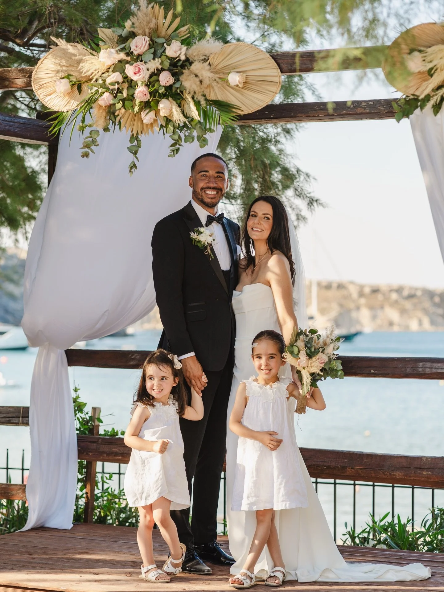 2025 ✅

One of the best years of my life personally &amp; professionally, but also included the worst week or two of my life as well. 

❤️ I married my wife in front of my best friends and my family. 

🏆 Broke a world record
🇪🇸 DJ&rsquo;d in ibiza