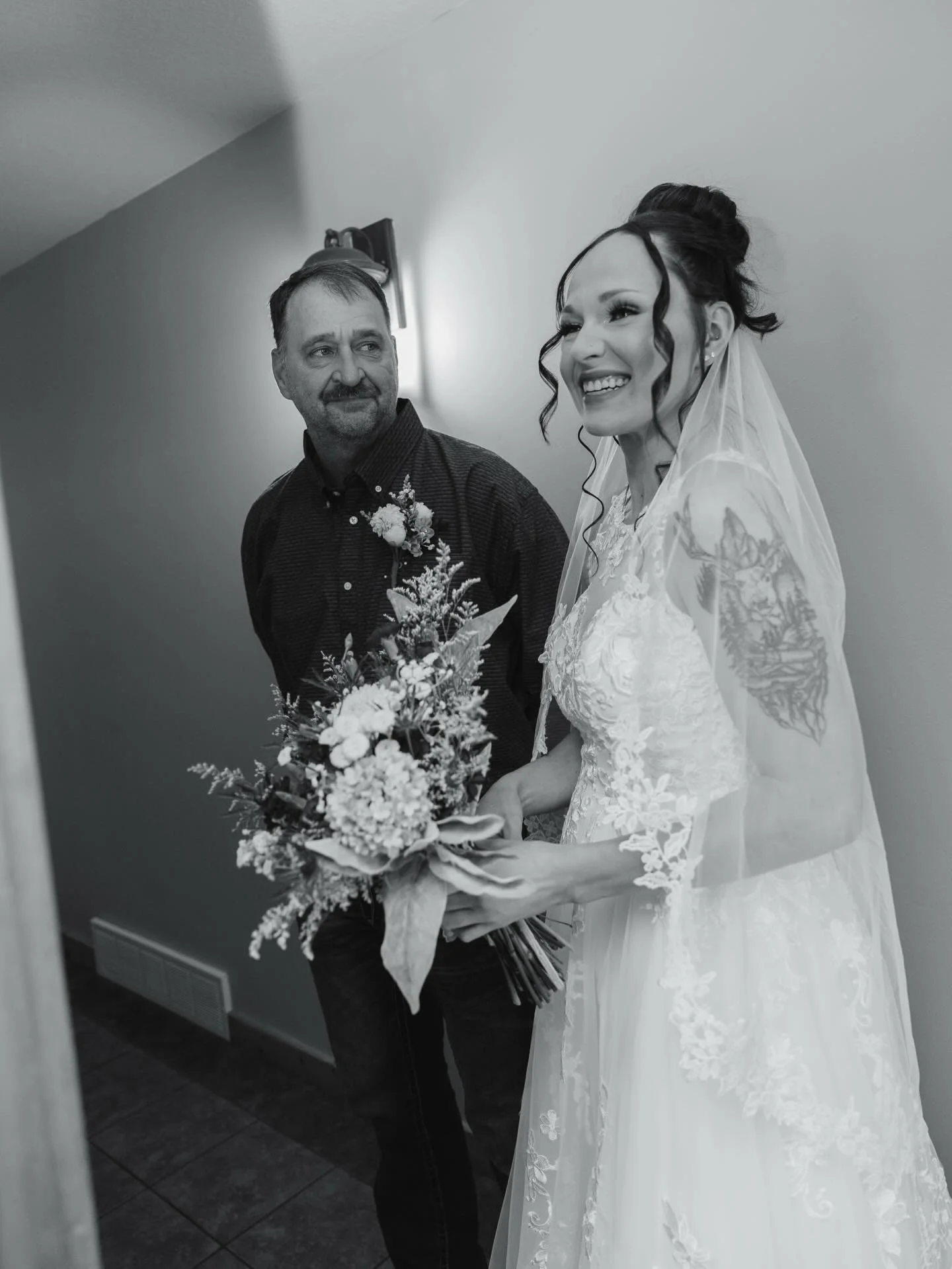 The Millers 

#southdakotaweddingphotographer #southdakotaphotographer #westernweddingphotographer

South Dakota wedding photographer
	&bull;	Sioux Falls wedding photographer
	&bull;	Mitchell wedding photographer
	&bull;	Watertown wedding photographe