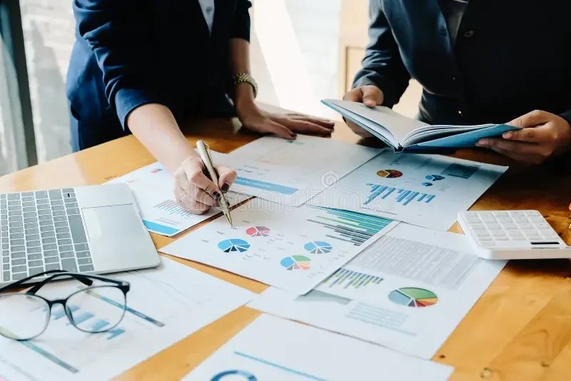 financial-advisory-services-group-business-advisor-showing-plan-investment-to-clients-consultancy-office-194541286.jpg.webp