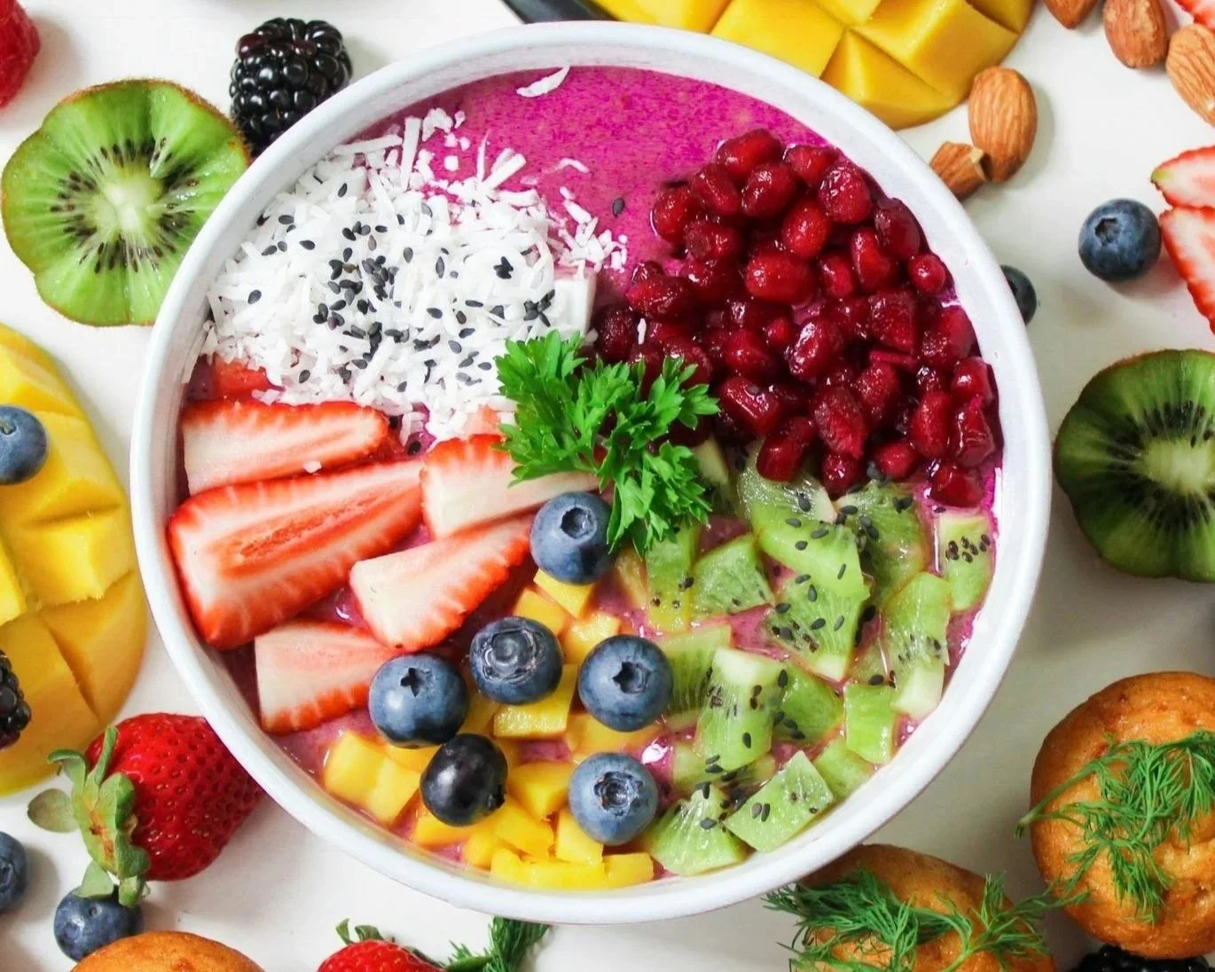 Salads • Toasts • Smoothies