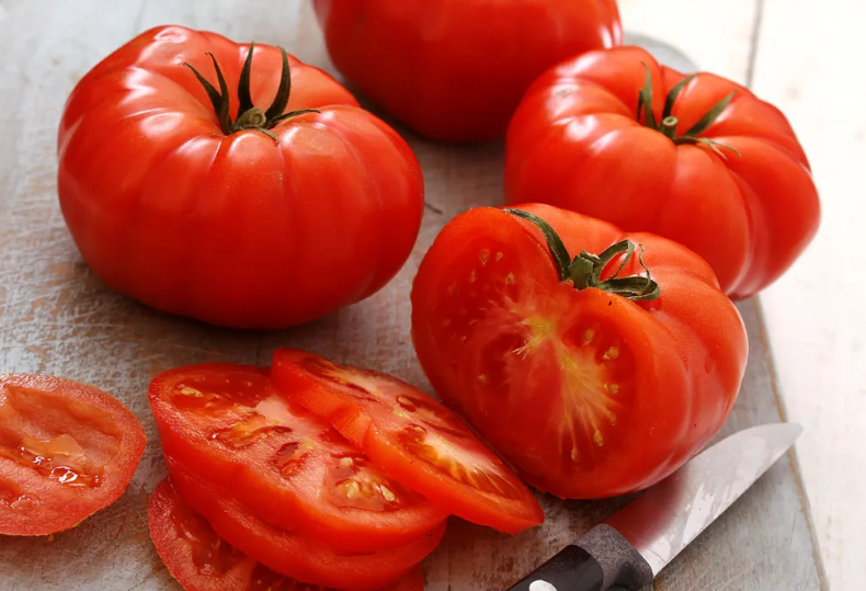 Tomato Steak Sandwich 003.png