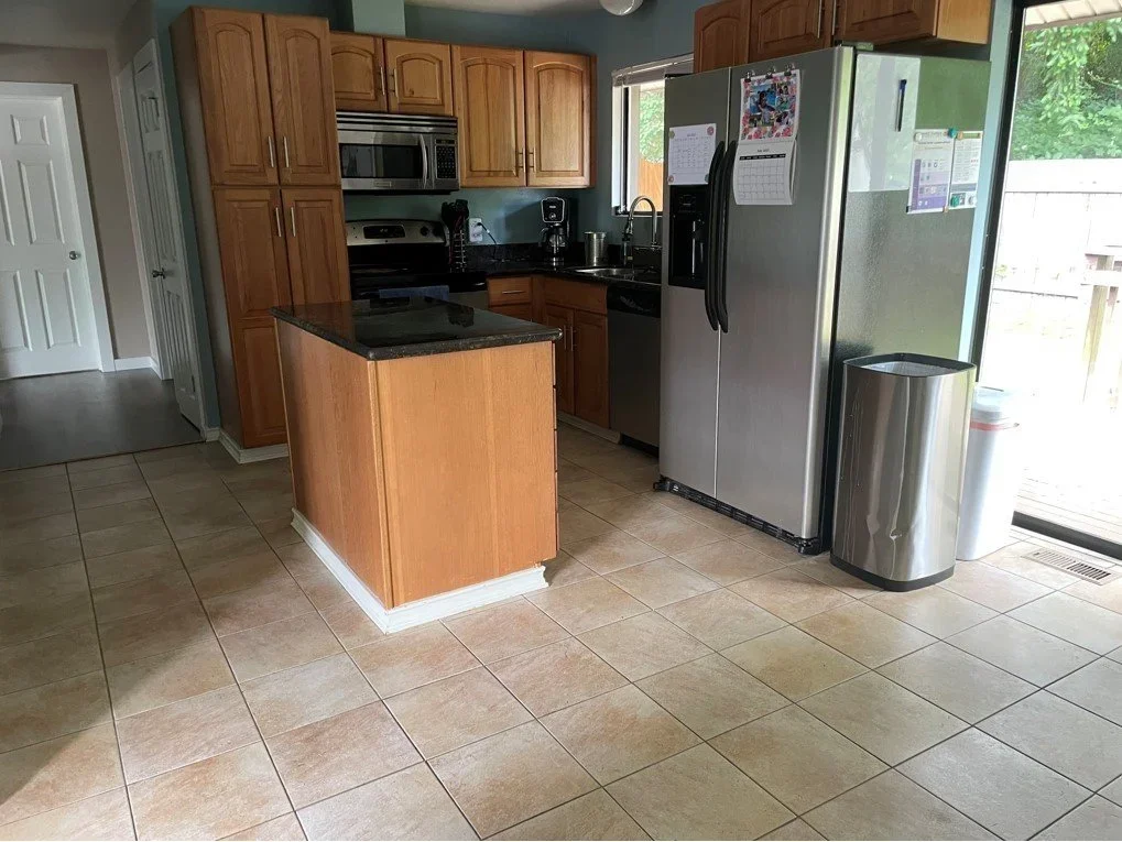 Kitchen2 before.webp