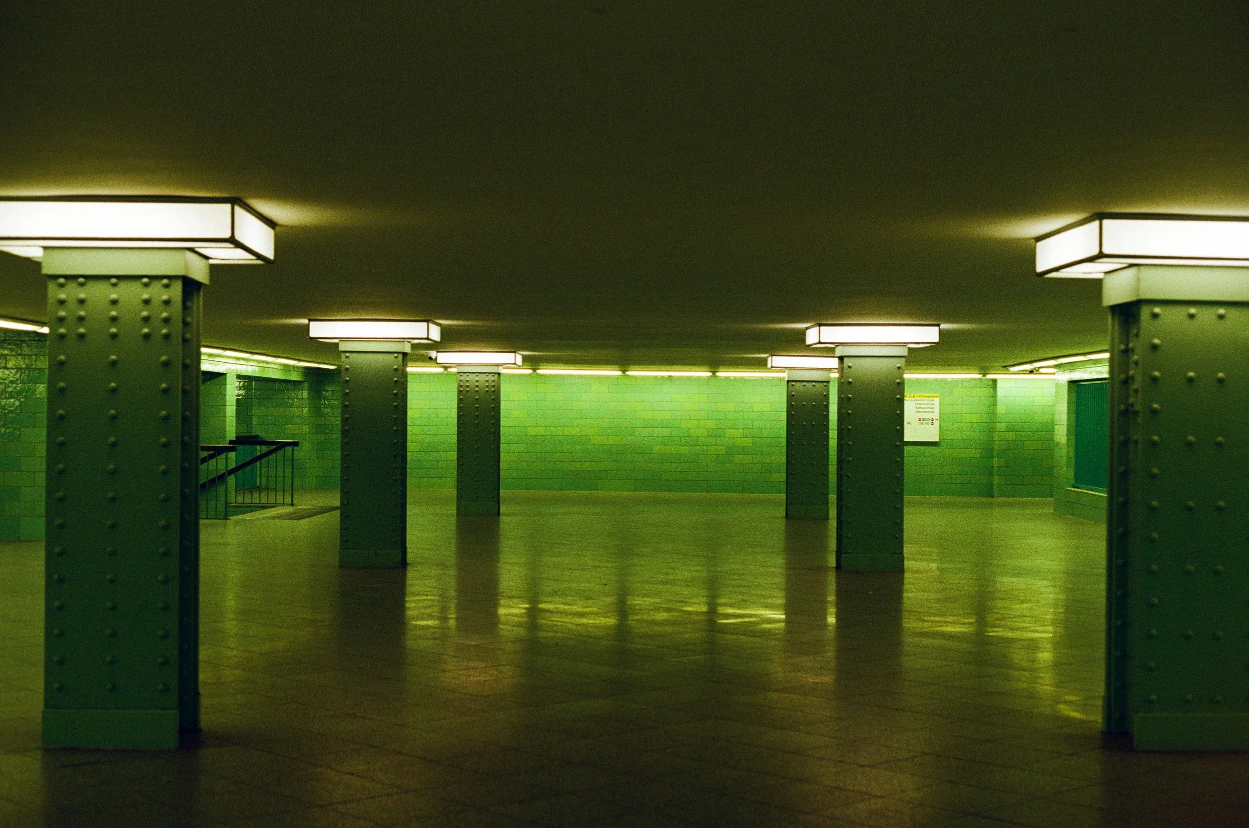 Leonardo Reyna photography Berlin U Bahn