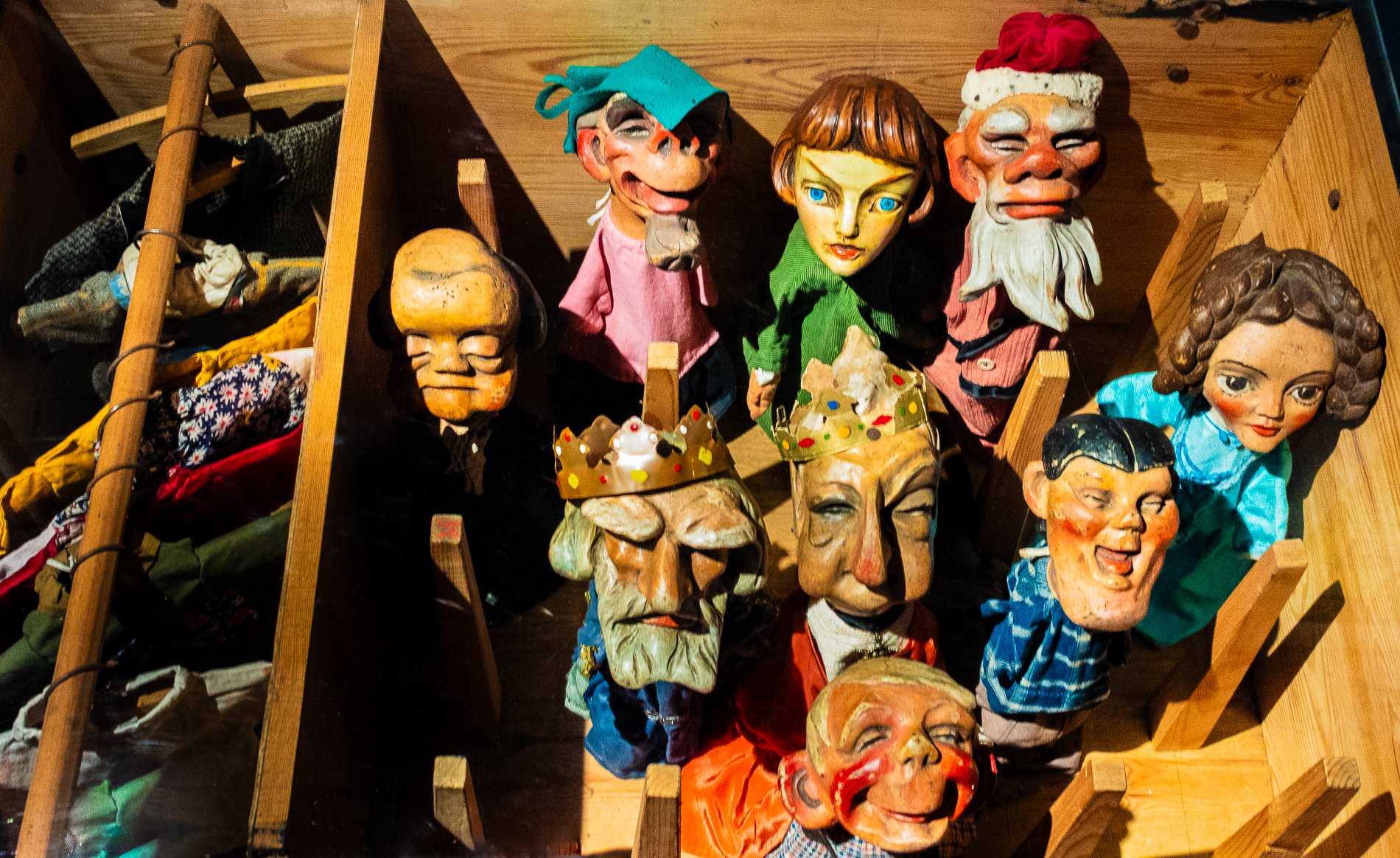 B Grade Digital - Mark McKenzie - Puppets Rest