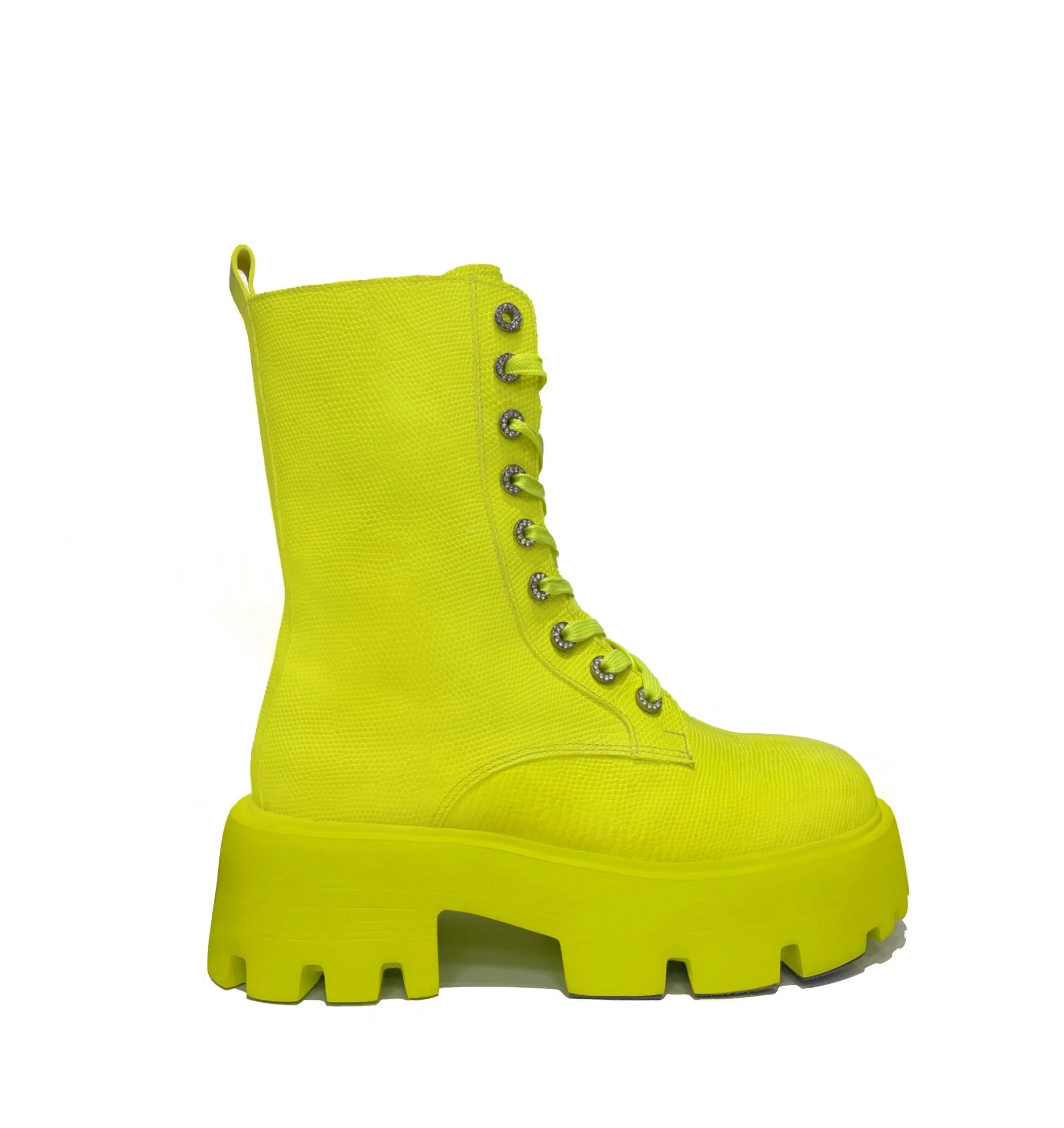 YELLOW.BOOT.jpg