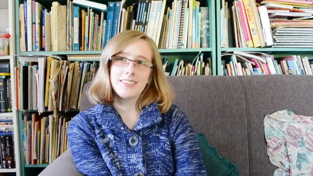 Interviewing Charlotte (16), an Unschooling Teenager