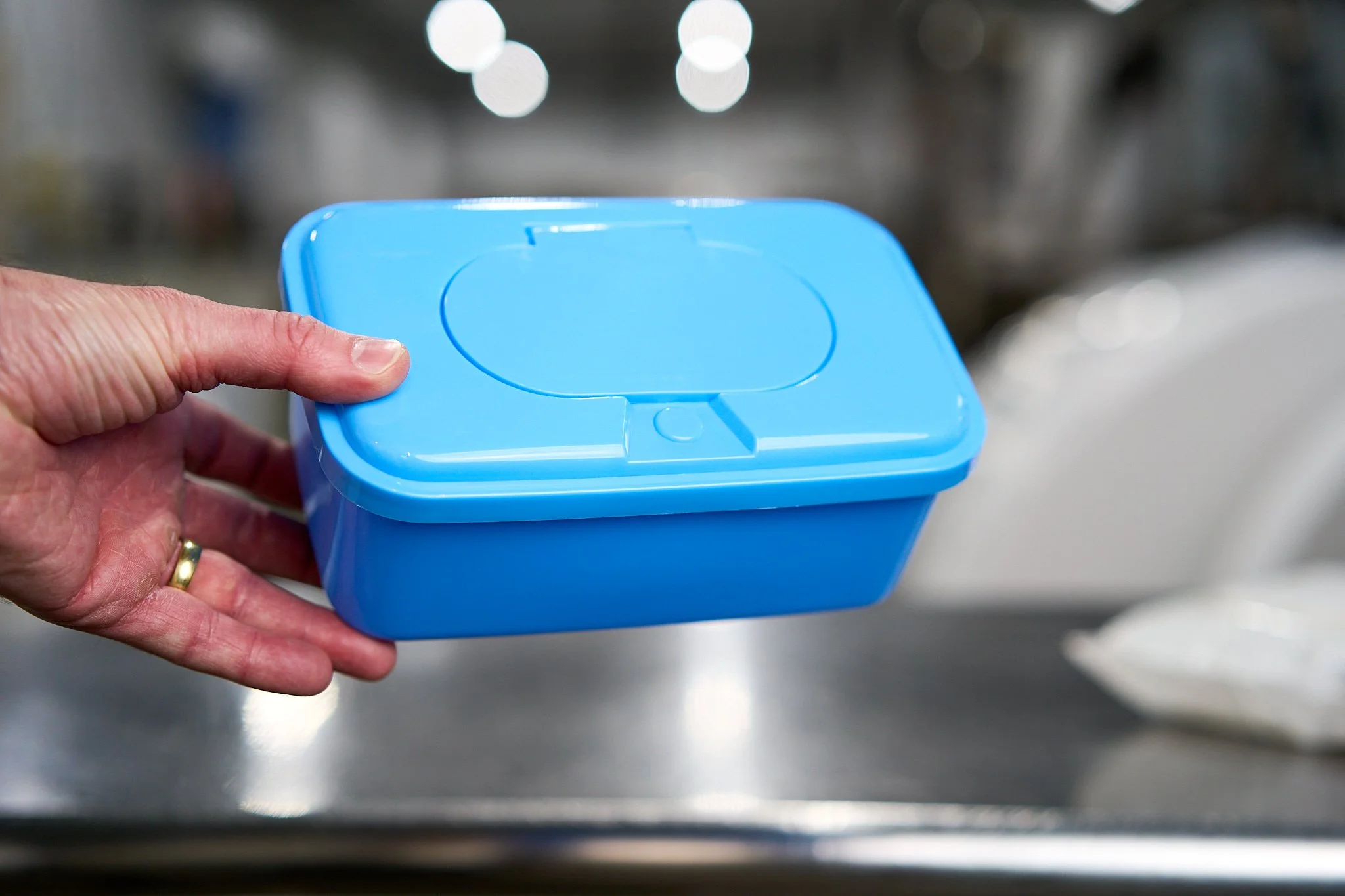 Top Brass Wipes Tubs