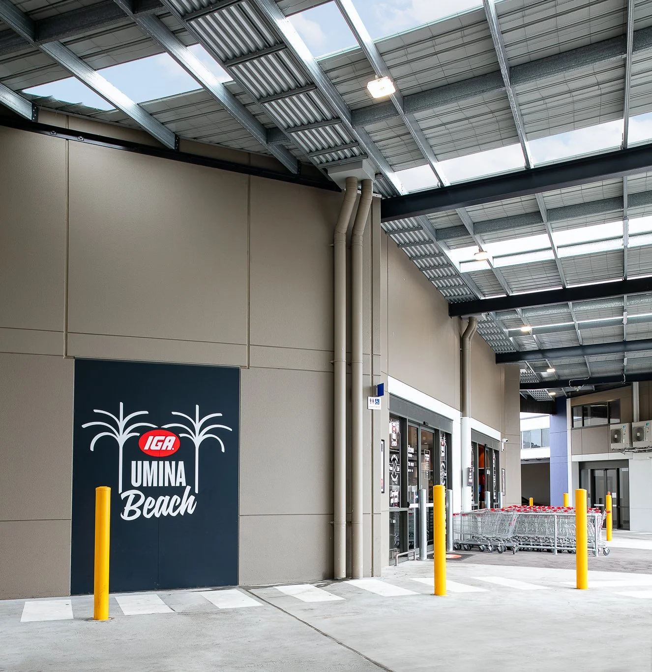 TCA-IGA-metcash-internal-and-external-shop-signage 2.jpg