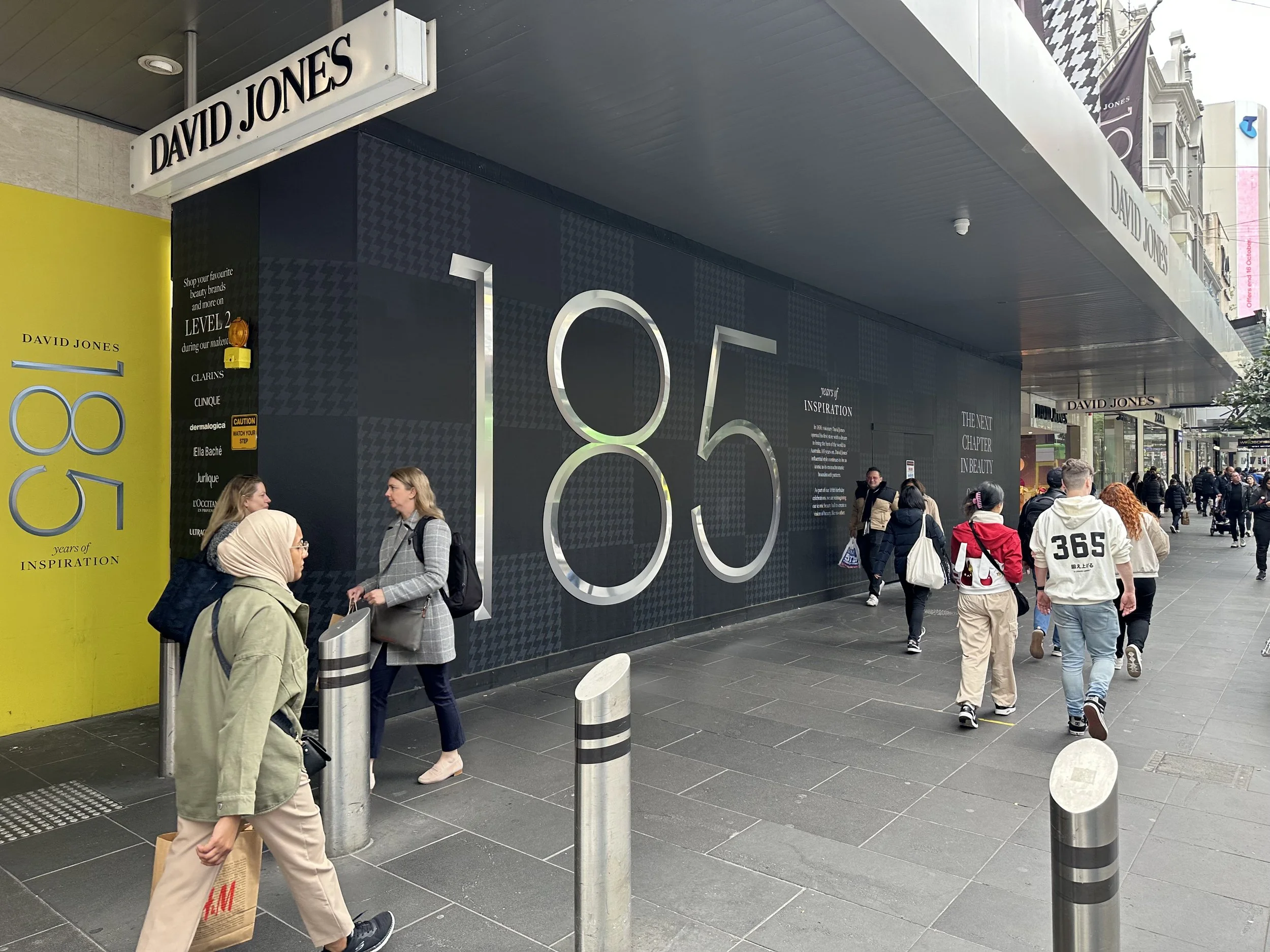 Melbourne+Retail+Hoarding+Signage+Large+Format+Printing+Vinyl+Wrap+Shopfront+Bourke St.jpeg