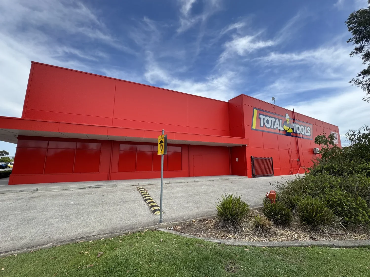 Total Tools Rutherford Total Tools National Retail Signage Fitout — Kaboom Projects