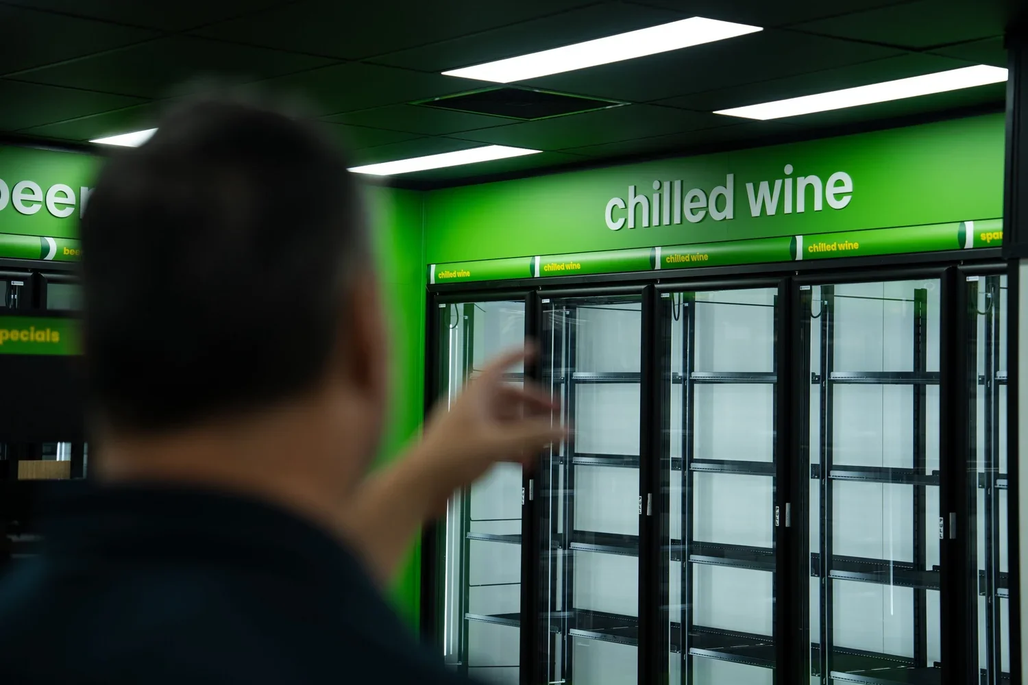 Bottle-O External & Internal Signage (5).webp