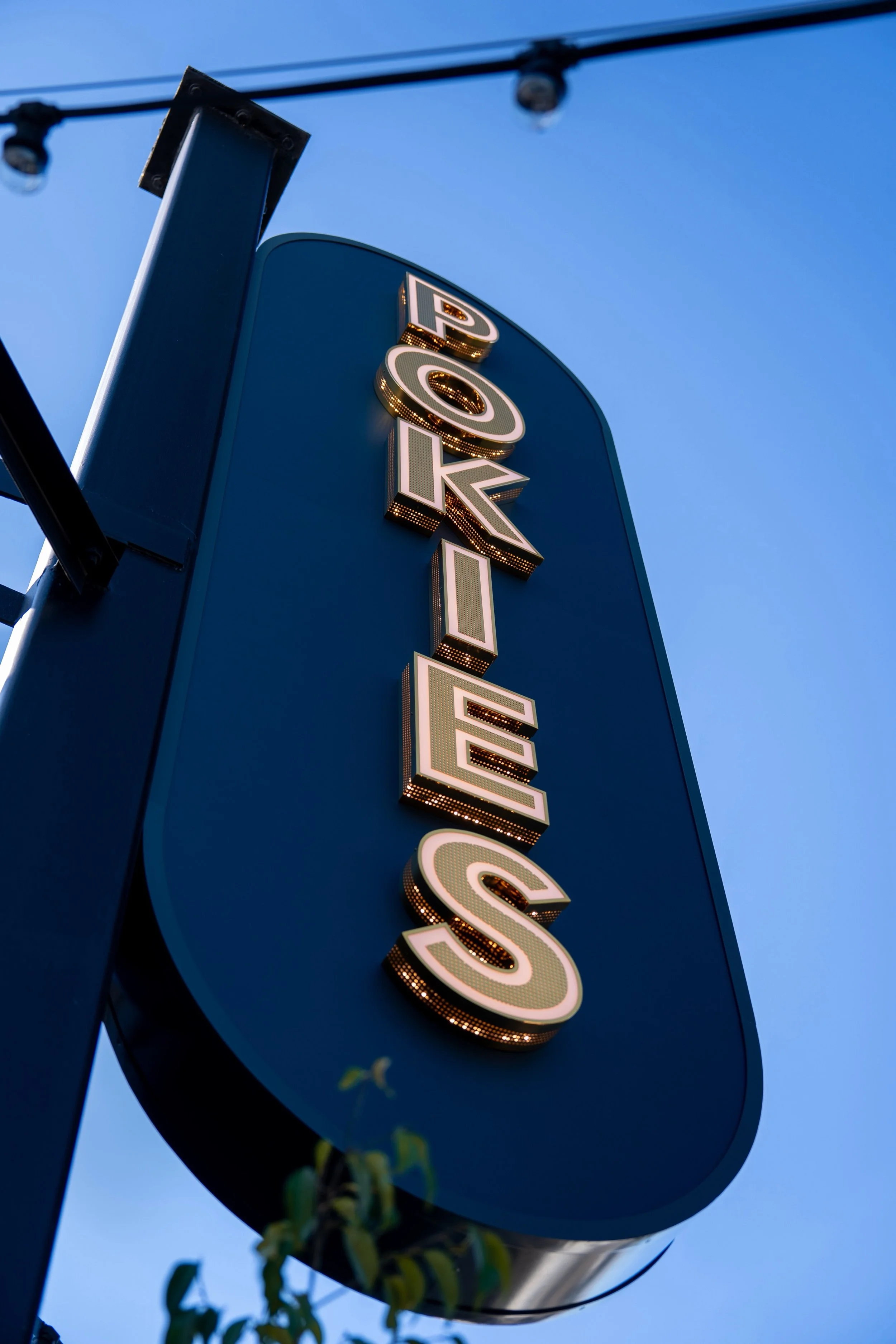 Fabricated+Illumintaed+Gold+Facade+Letters9.jpg