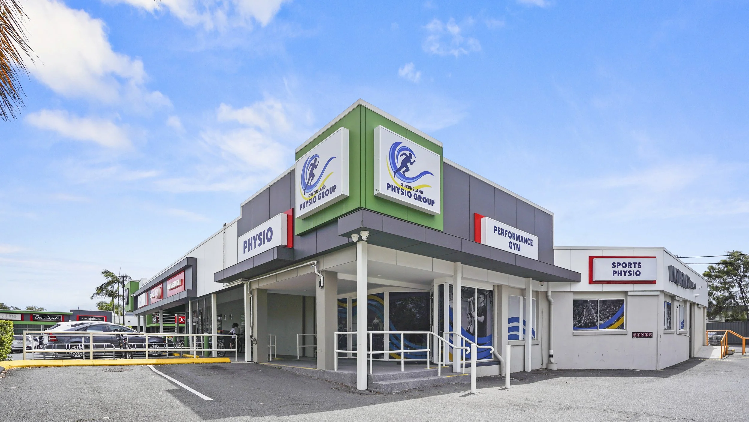Gold+Coast+Lightbox+Signage+Commercial+Fitout+Shopfront+Illuminated+Signs+Physio+Installation.JPG