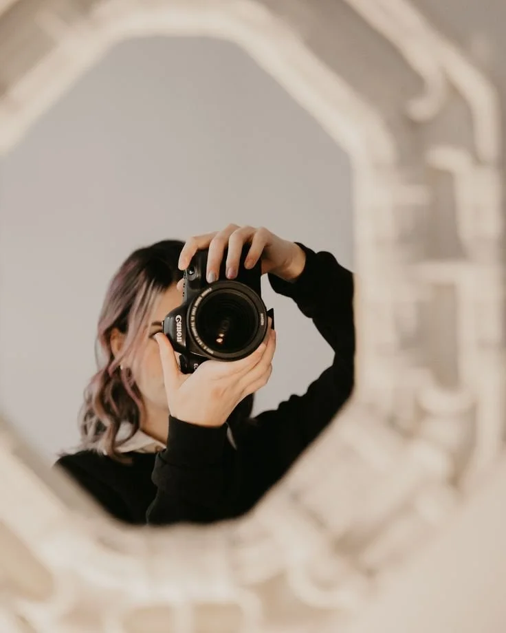 Why You Hate Photos of Yourself (But Look Fine in the Mirror)