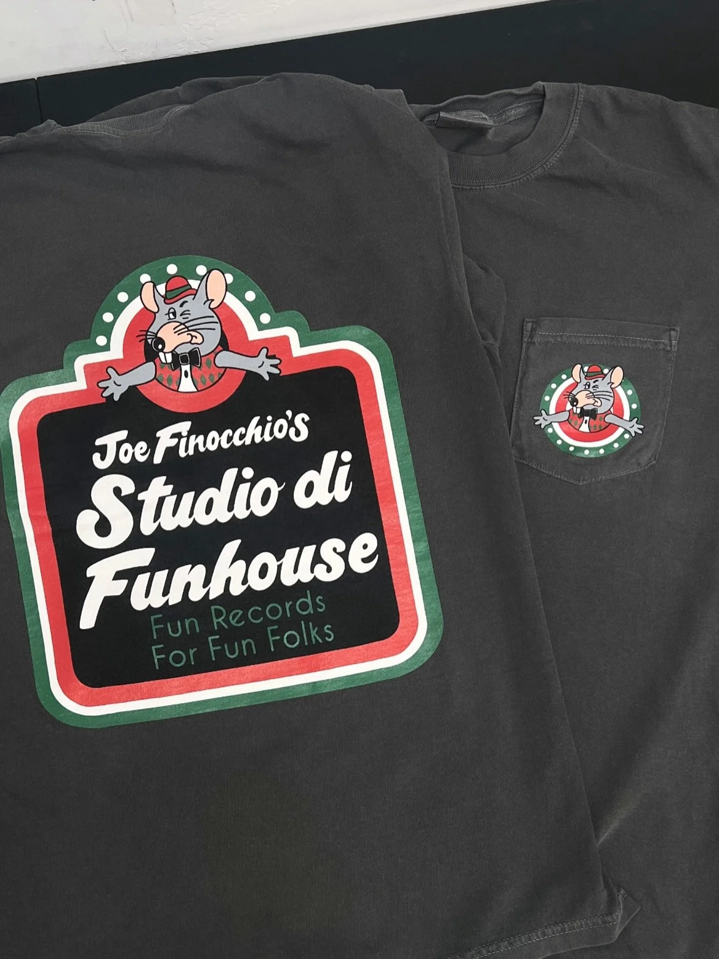 6 color pocket 6 color back on comfort colors for @ladrone &lsquo;s studio 🔥🐭 new colors coming soon!