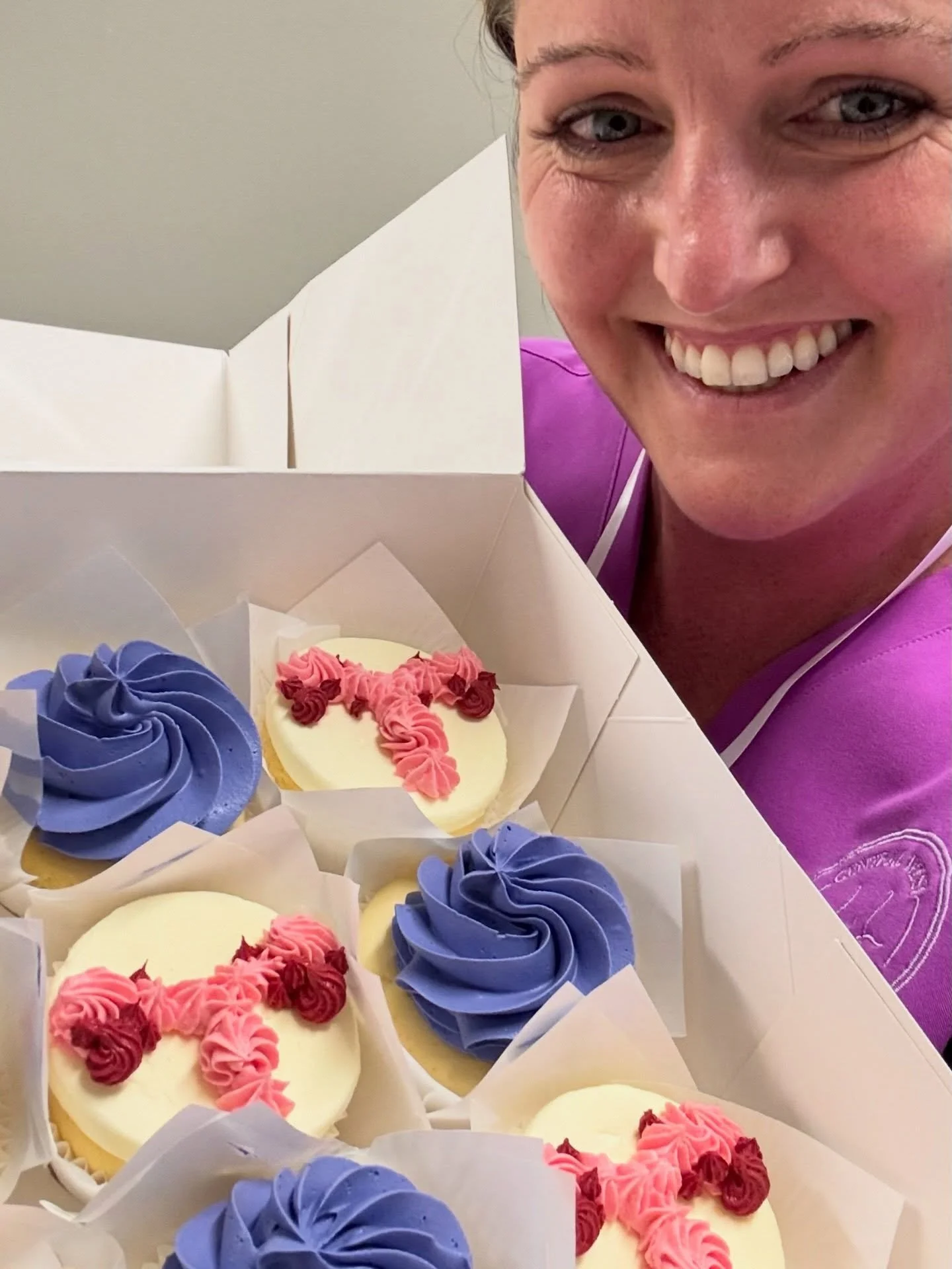 A little &ldquo;womb service&rdquo; delivery from my gorgeous friend @logarlick Thank you! They are right on brand &amp; delicious @the_sugar_edit 💜💁🏼&zwj;♀️ #womb #pelvicultrasound #deependometriosis #pregnancyultrasound