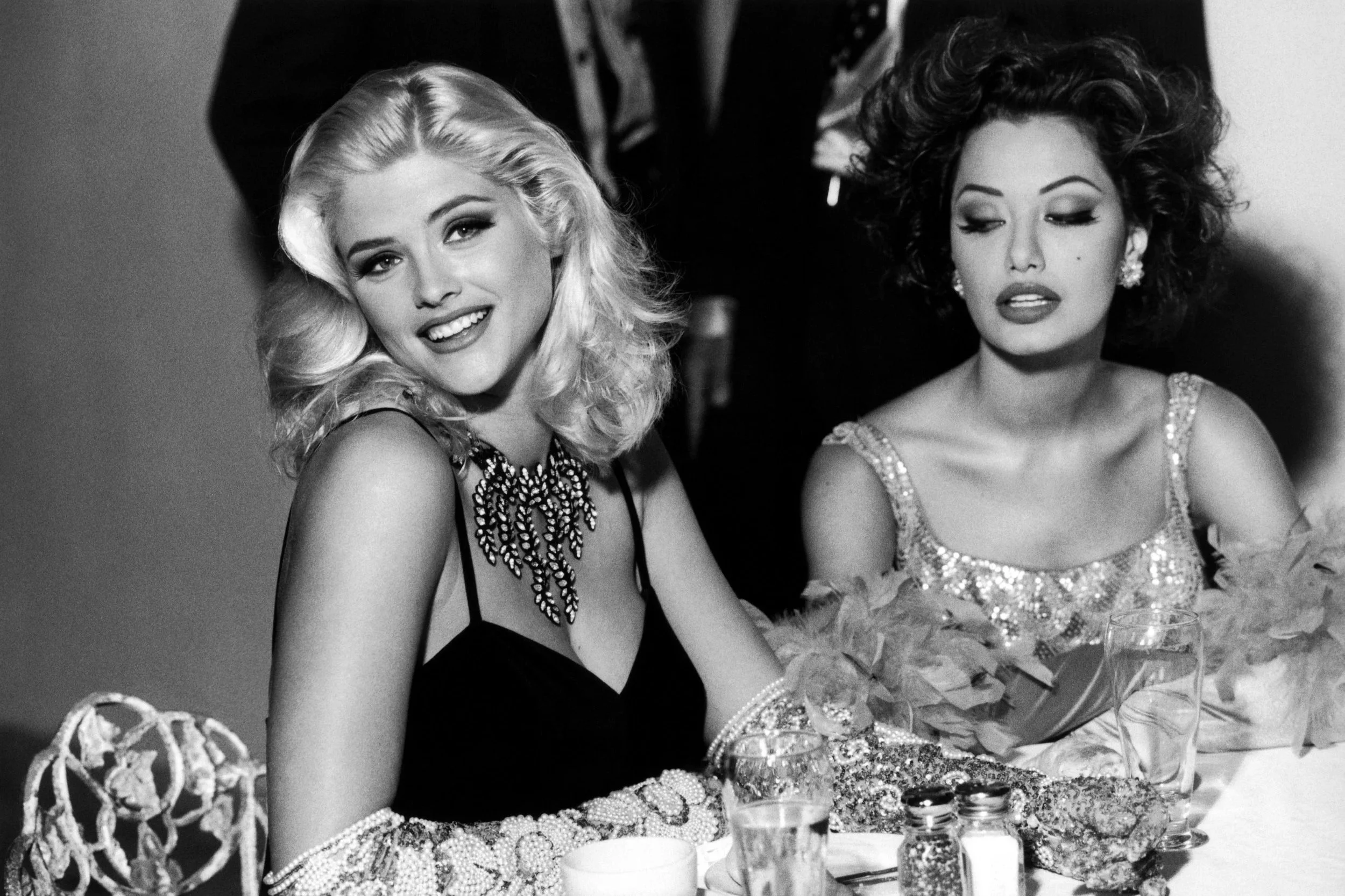 Anna Nicole Smith — The Look.